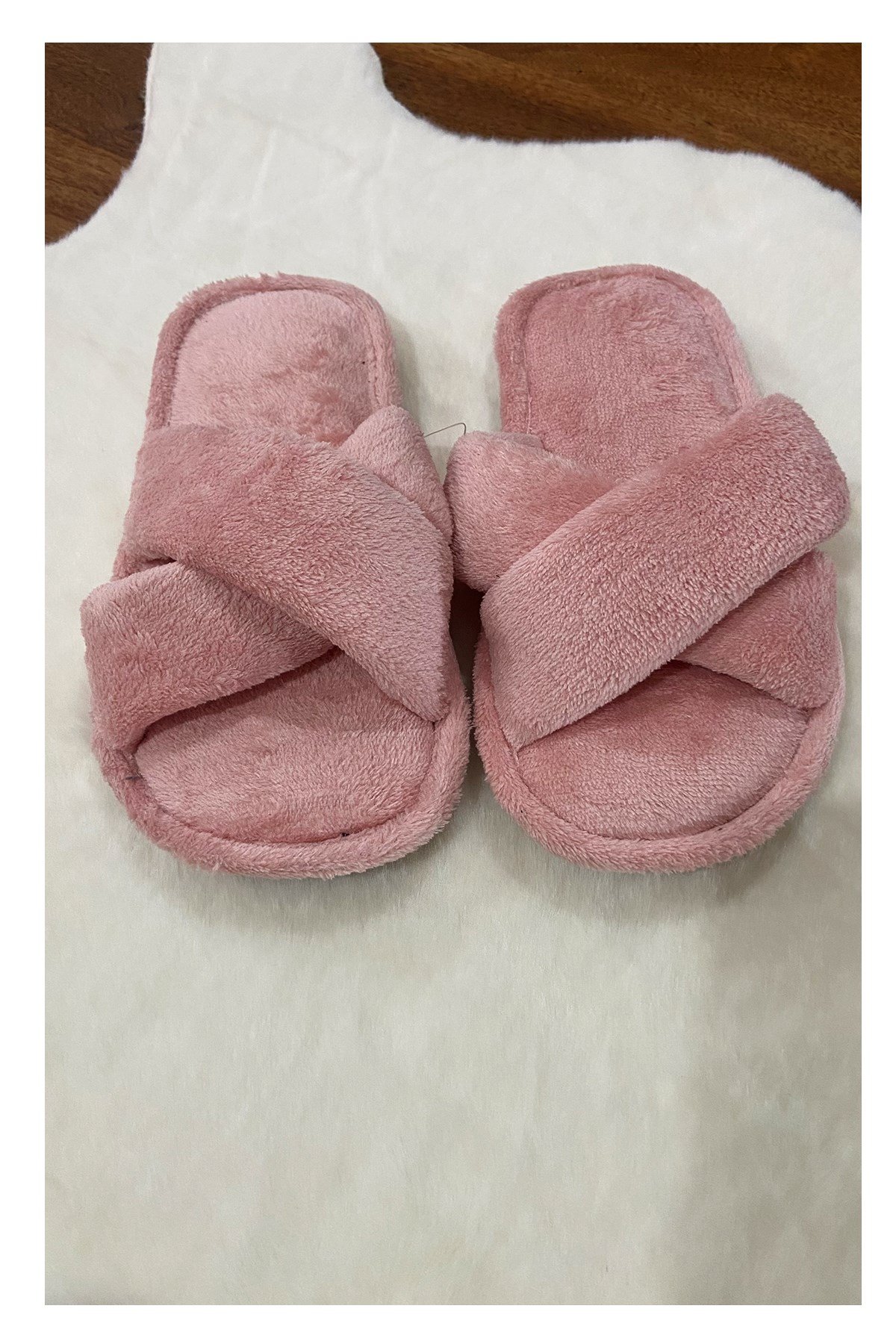 Kadın Ev Terliği Çapraz Bant Peluş Pembe