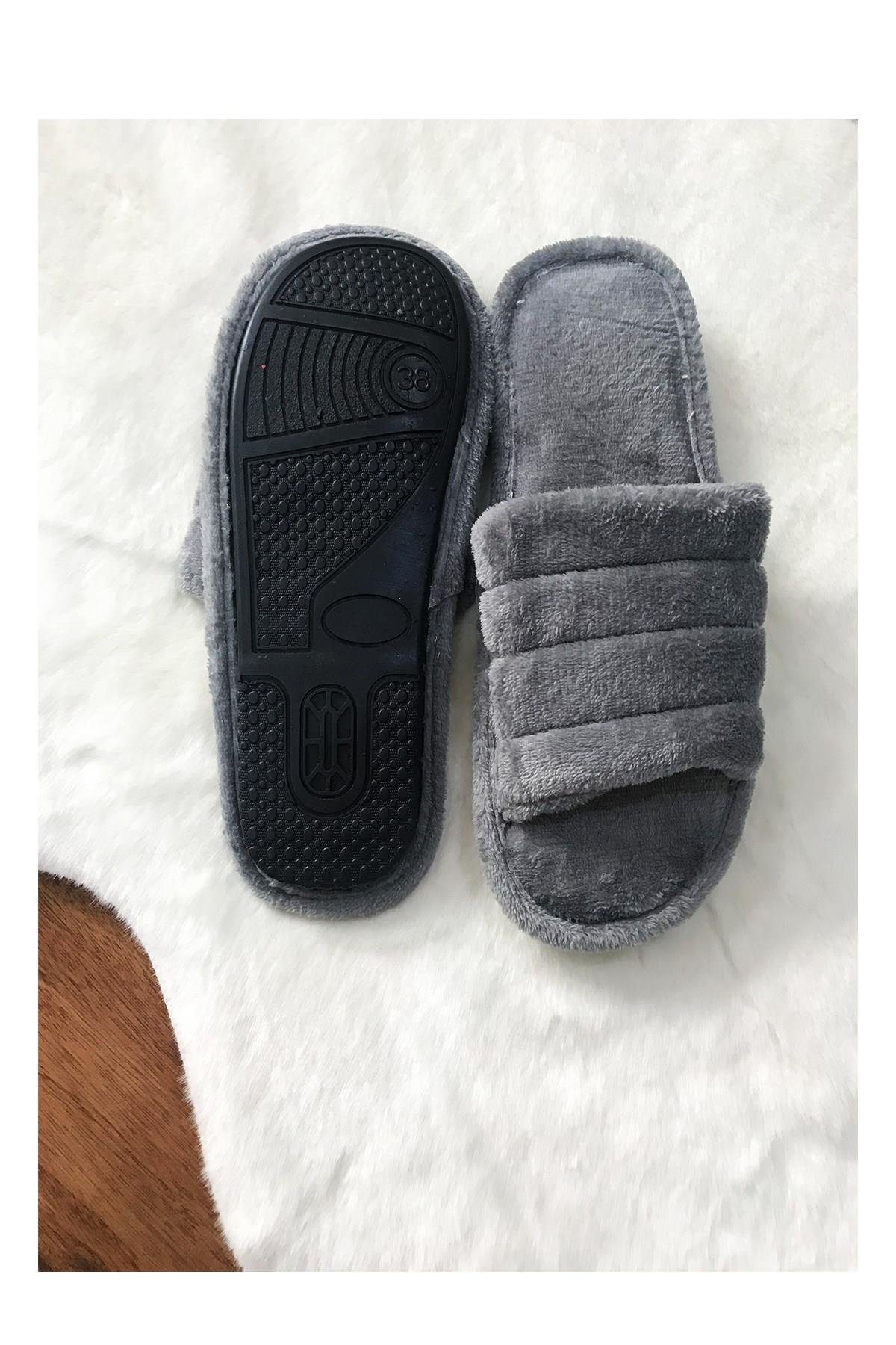 Kadın Ev Terliği Gri Peluş