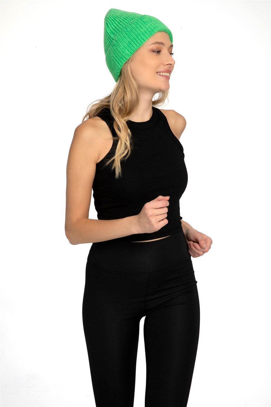 BİSİKLET YAKA KAŞKORSE SİYAH CROP BÜSTİYER

