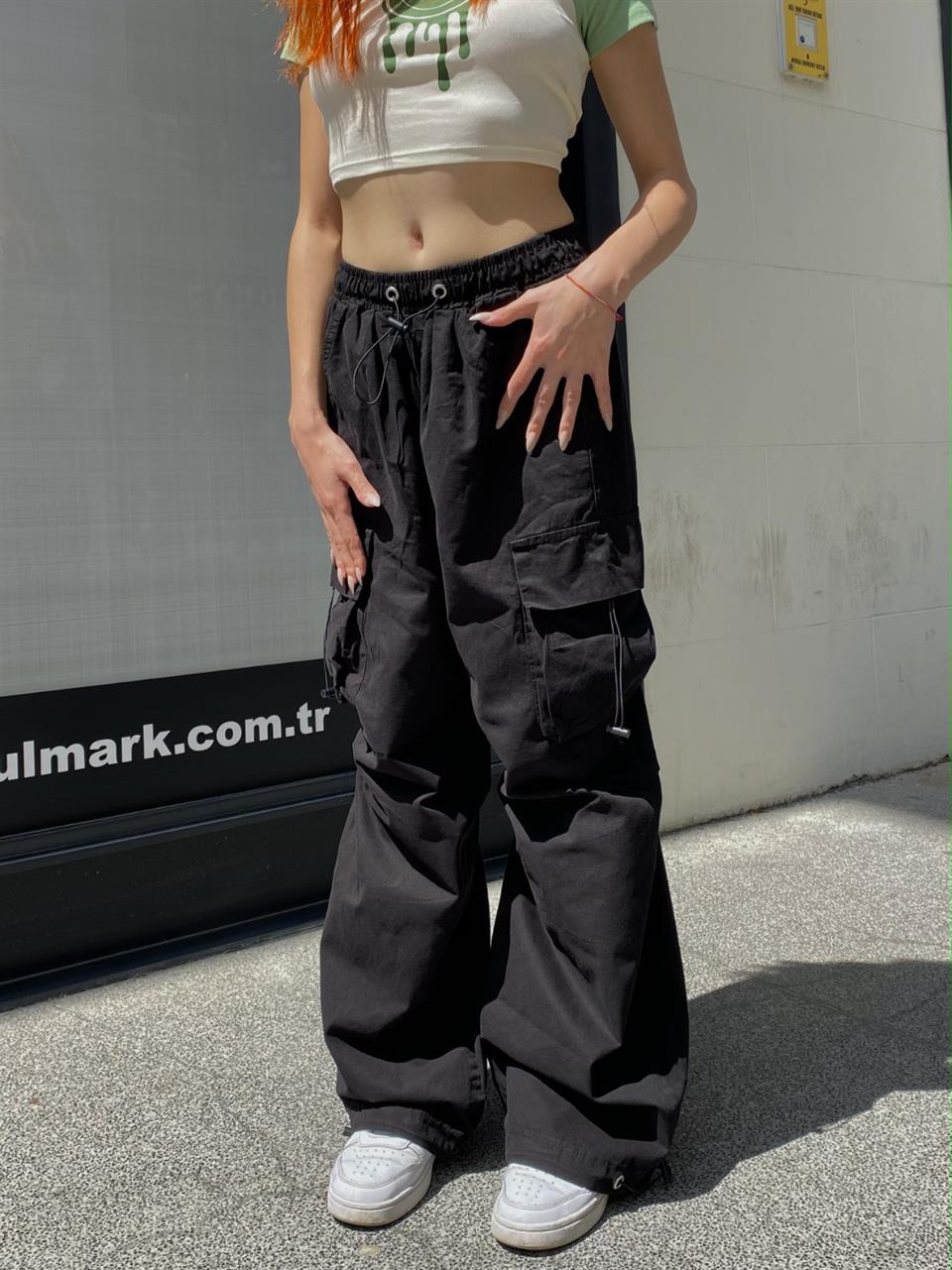  Siyah Tactical Paraşüt Kumaş Kargo Cepli Oversize Unisex Pantolon