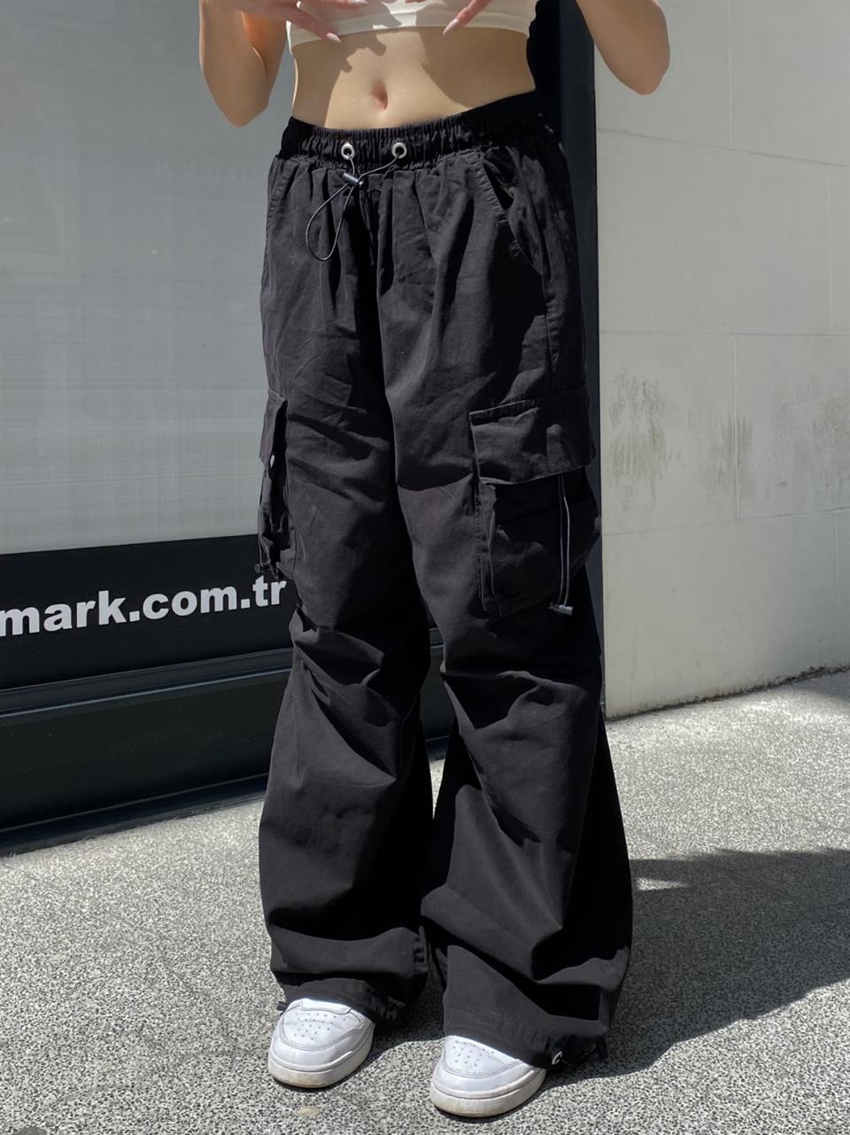  Siyah Tactical Paraşüt Kumaş Kargo Cepli Oversize Unisex Pantolon
