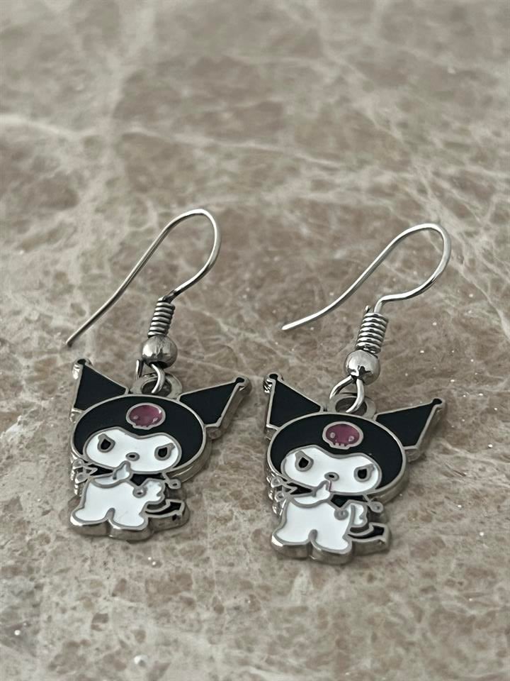 Anime Kuromi Çift Küpe