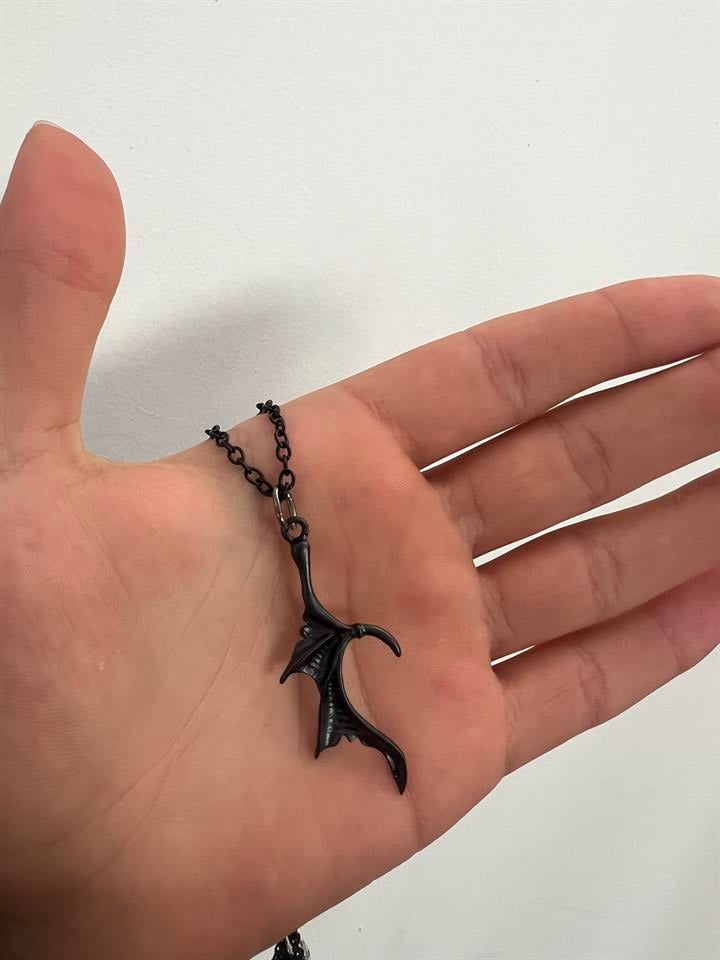 Black Single Wing Tasarım Unisex Kolye