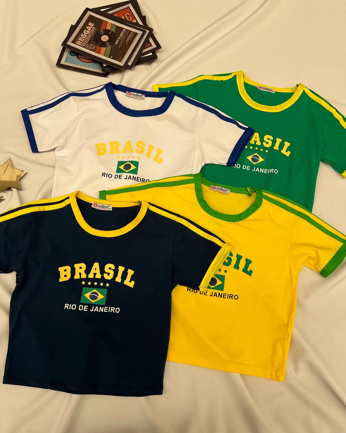 Brasil Baskılı Biyeli Beyaz Crop Bluz