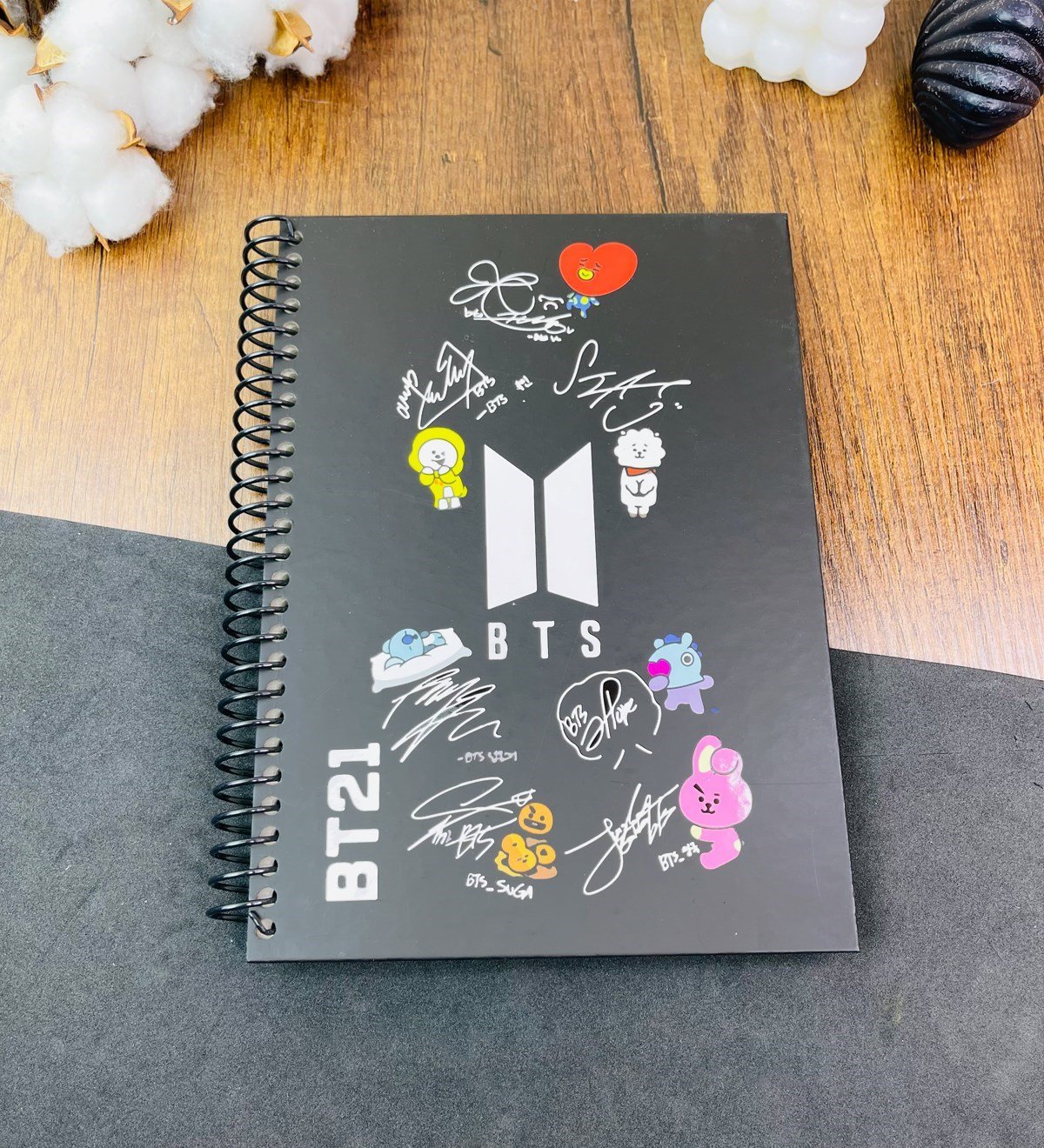 Bts Bt21 Tasarımlı Çizgili Spiralli Defter