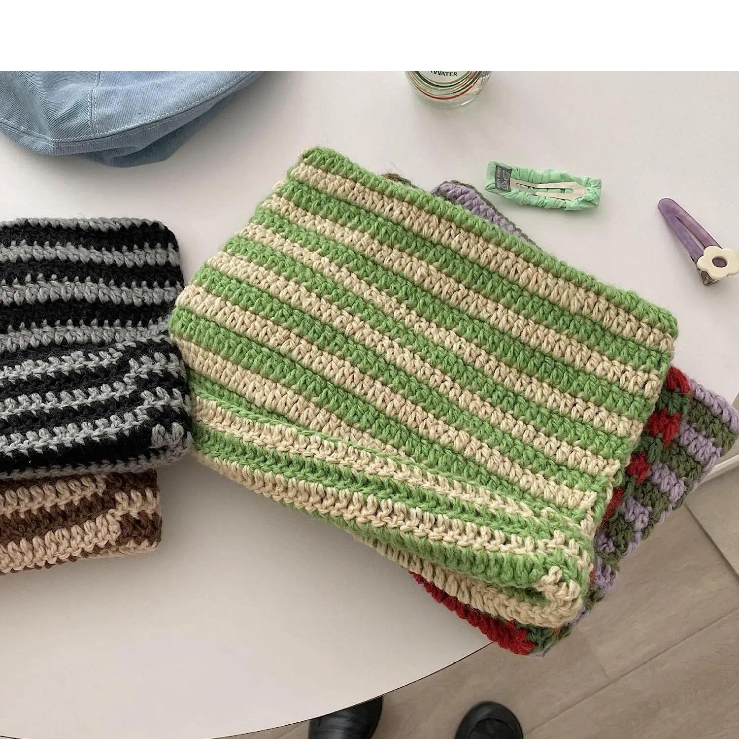 Cat Design Yeşil Star Ponpon Detaylı Bere