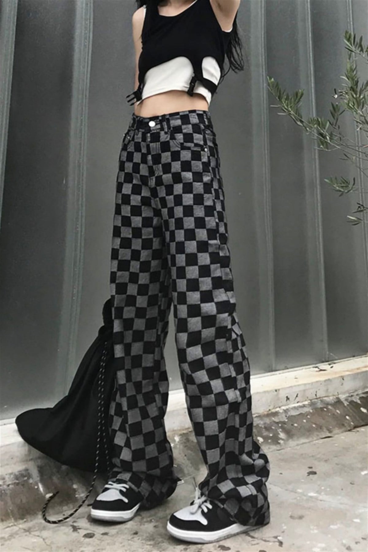 Damalı Desenli Siyah Jean