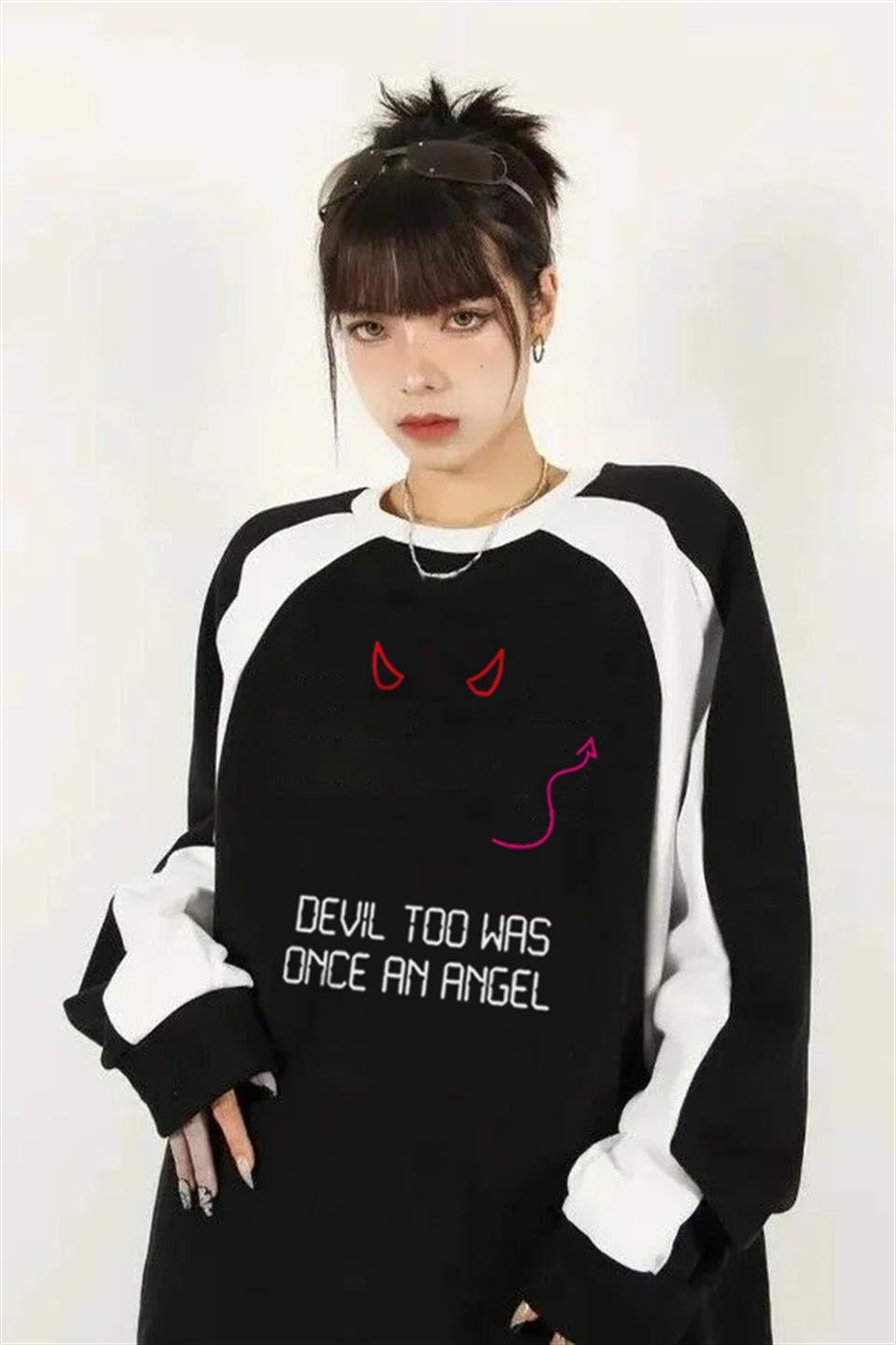 Devil Too Was Baskılı Line Detail Unisex Oversize Bisiklet Yaka Siyah Sweatshirt