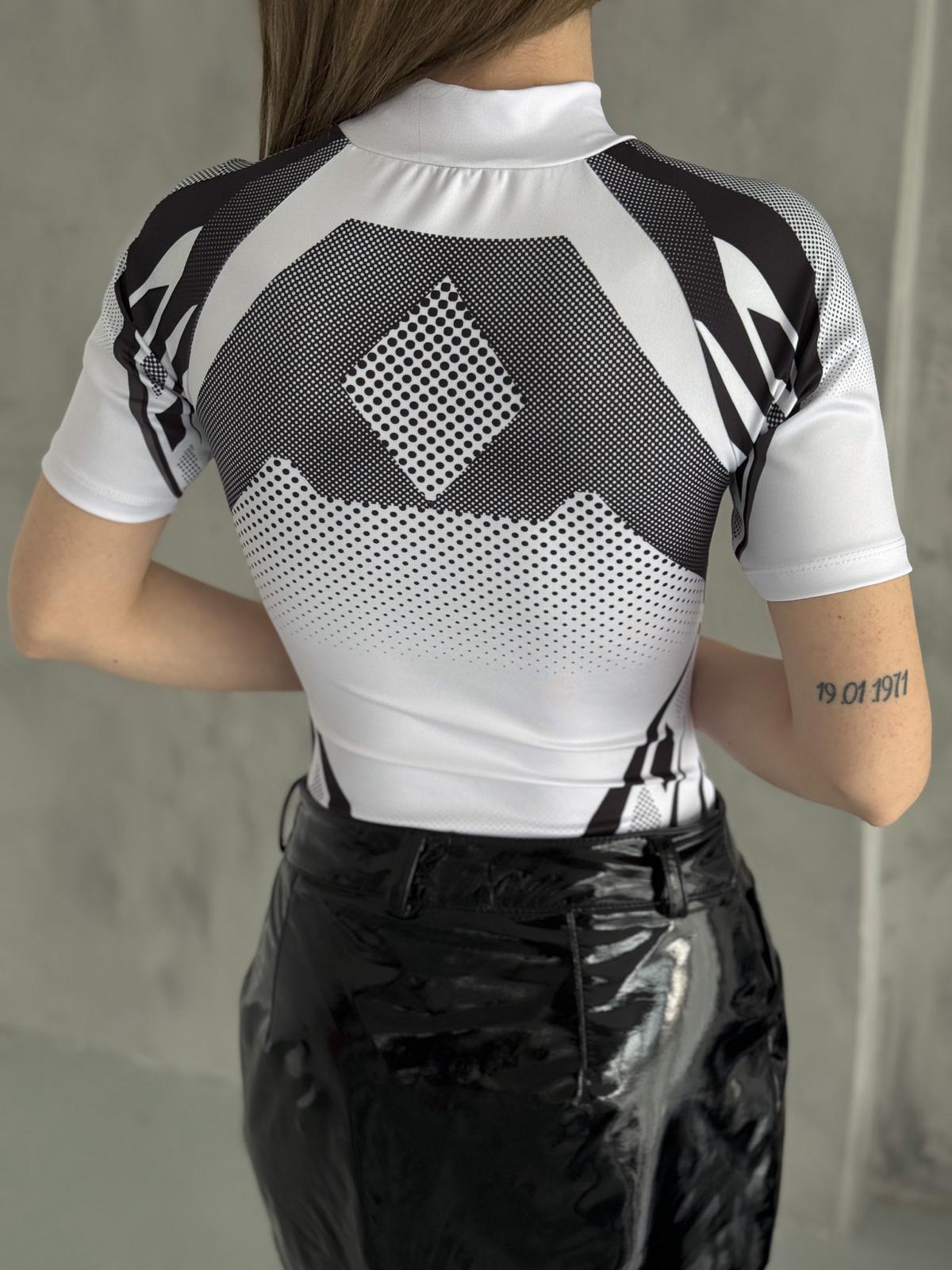 Dijital Baskılı Çıtçıtlı Crop Bluz
