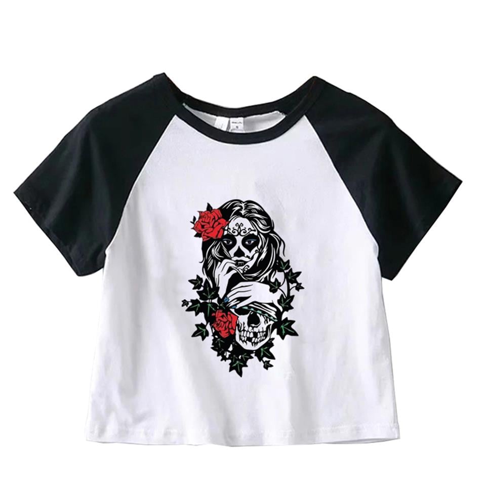 Gothic Girl & Skull Baskılı Reglan Kol Beyaz Crop