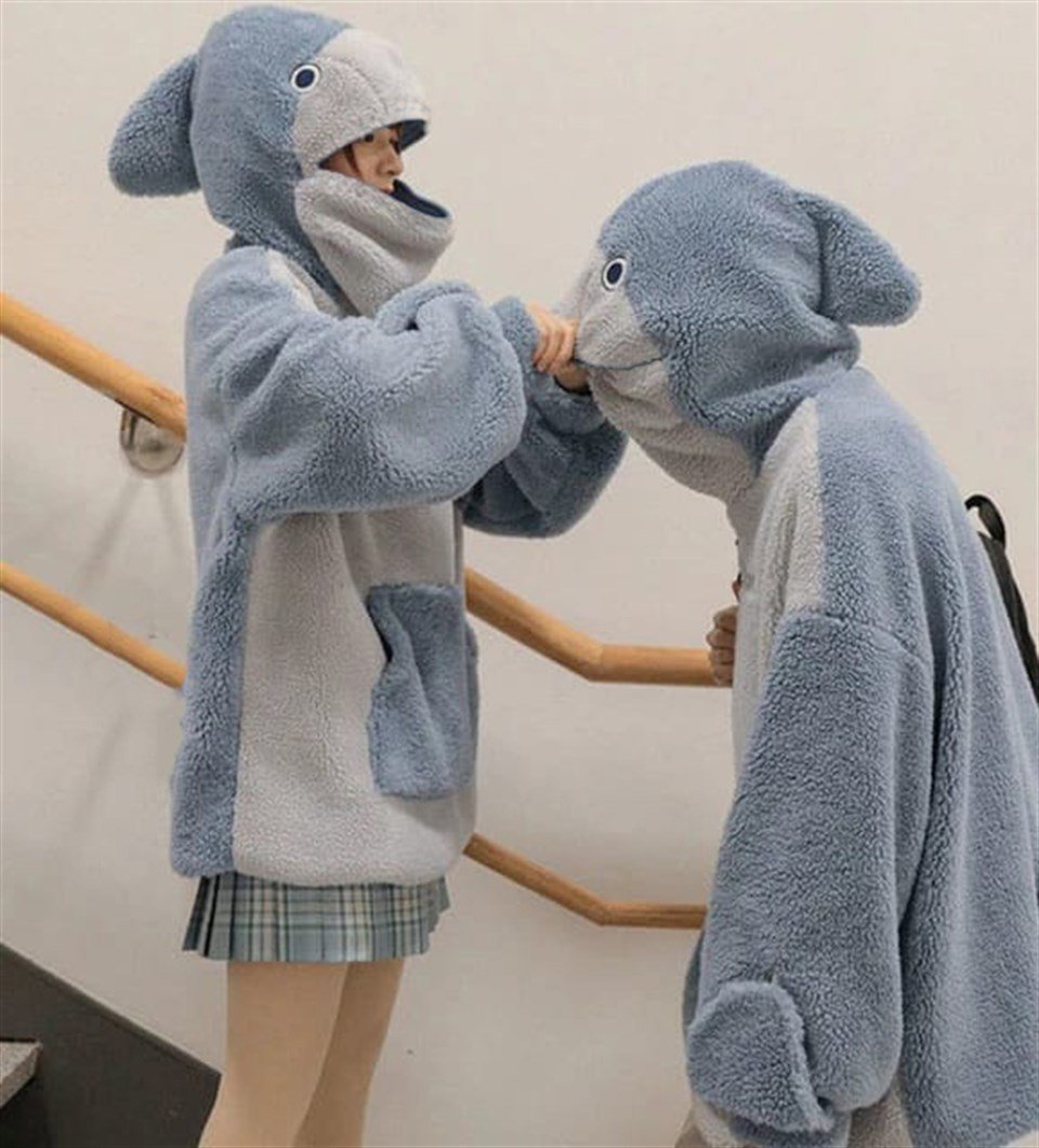 Harajuku Shark Style Peluş Oversize Eldivenli Kapüşonlu