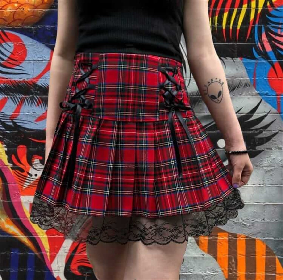 Harajuku Style Kırmızı Siyah Ekoseli Pileli Dantel Detaylı Etek