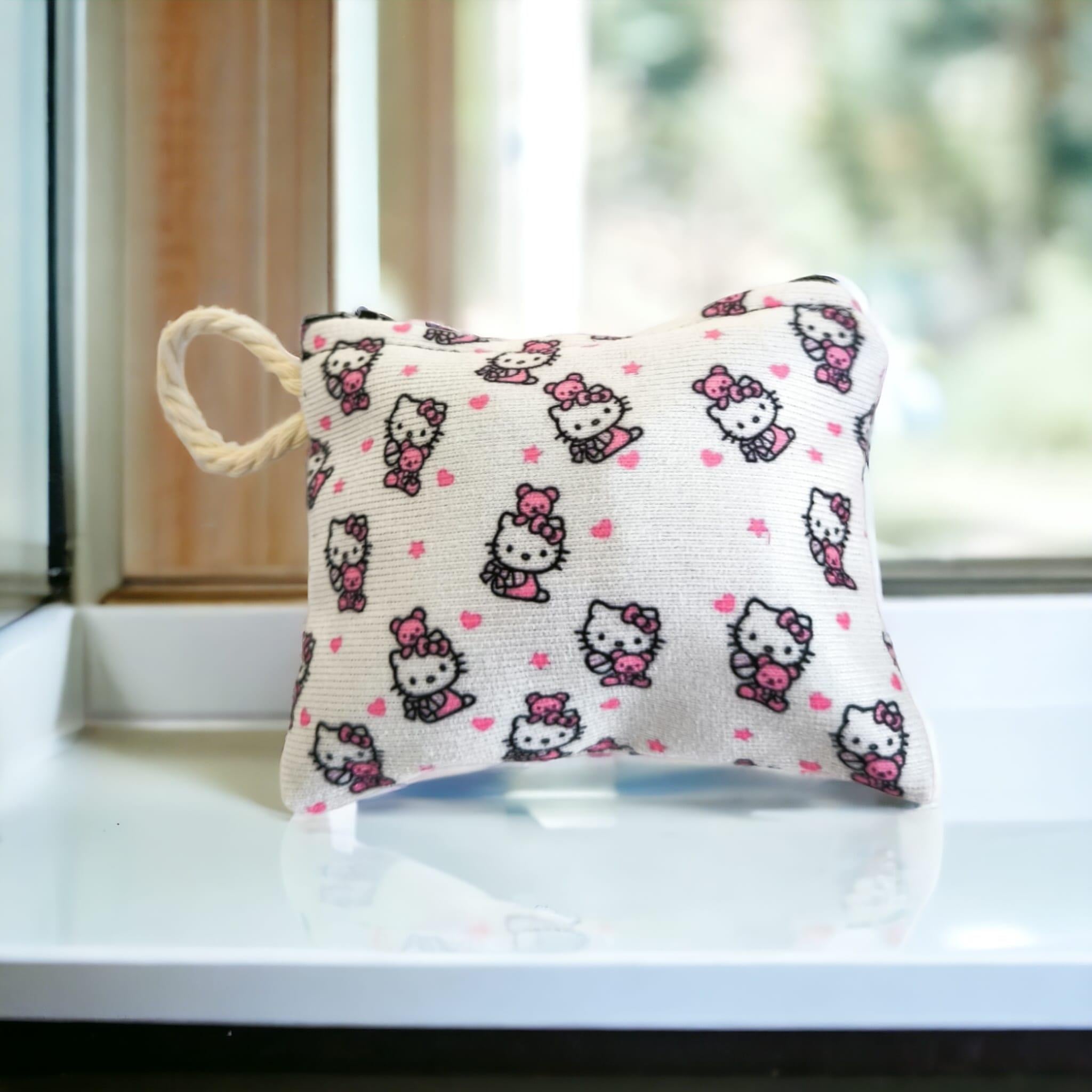 Hello Kitty Desenli Mini Cüzdan