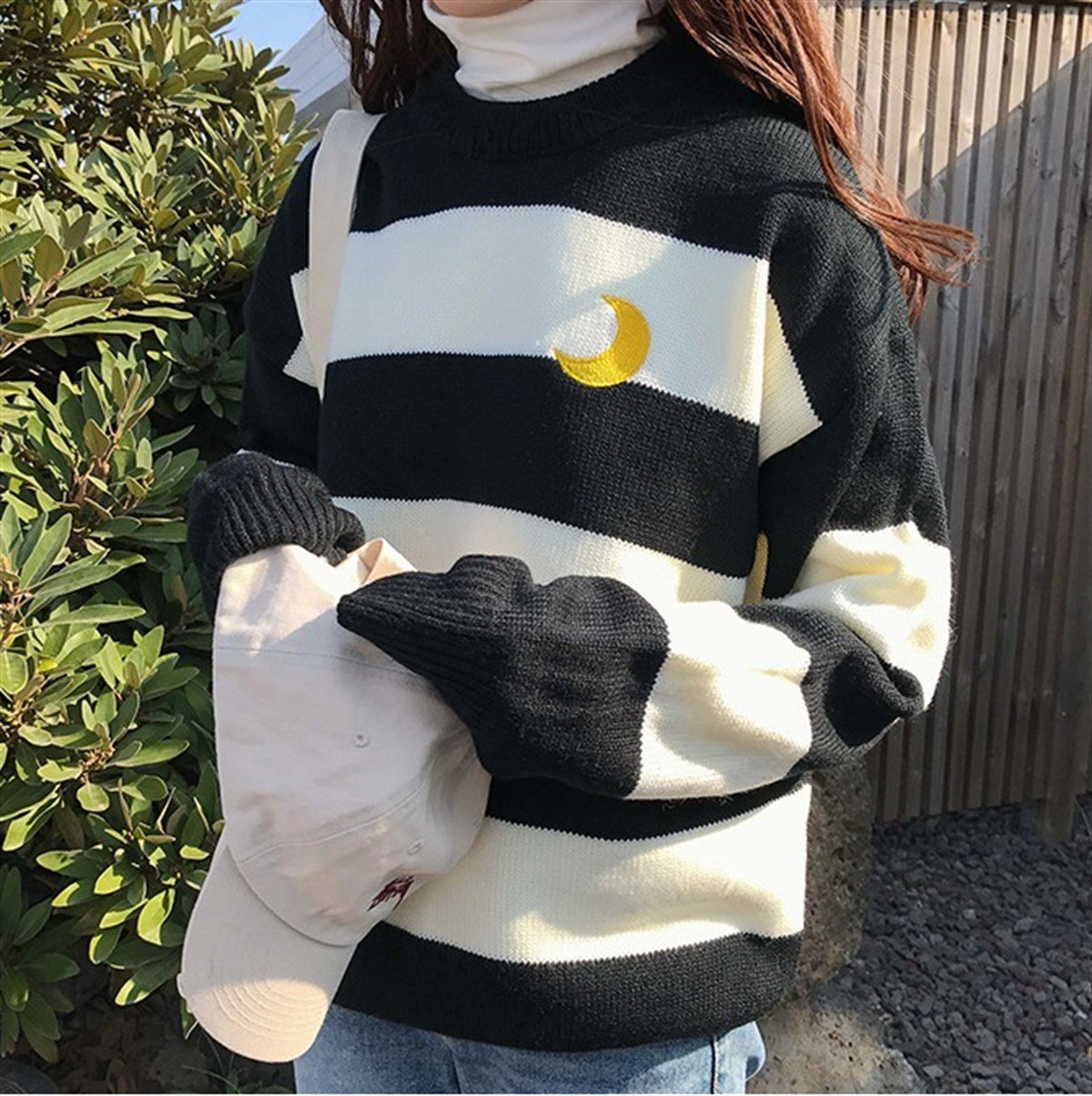Kawaii Siyah Örme Unisex Oversize Nakış Ay İşleme Çizgili Kazak