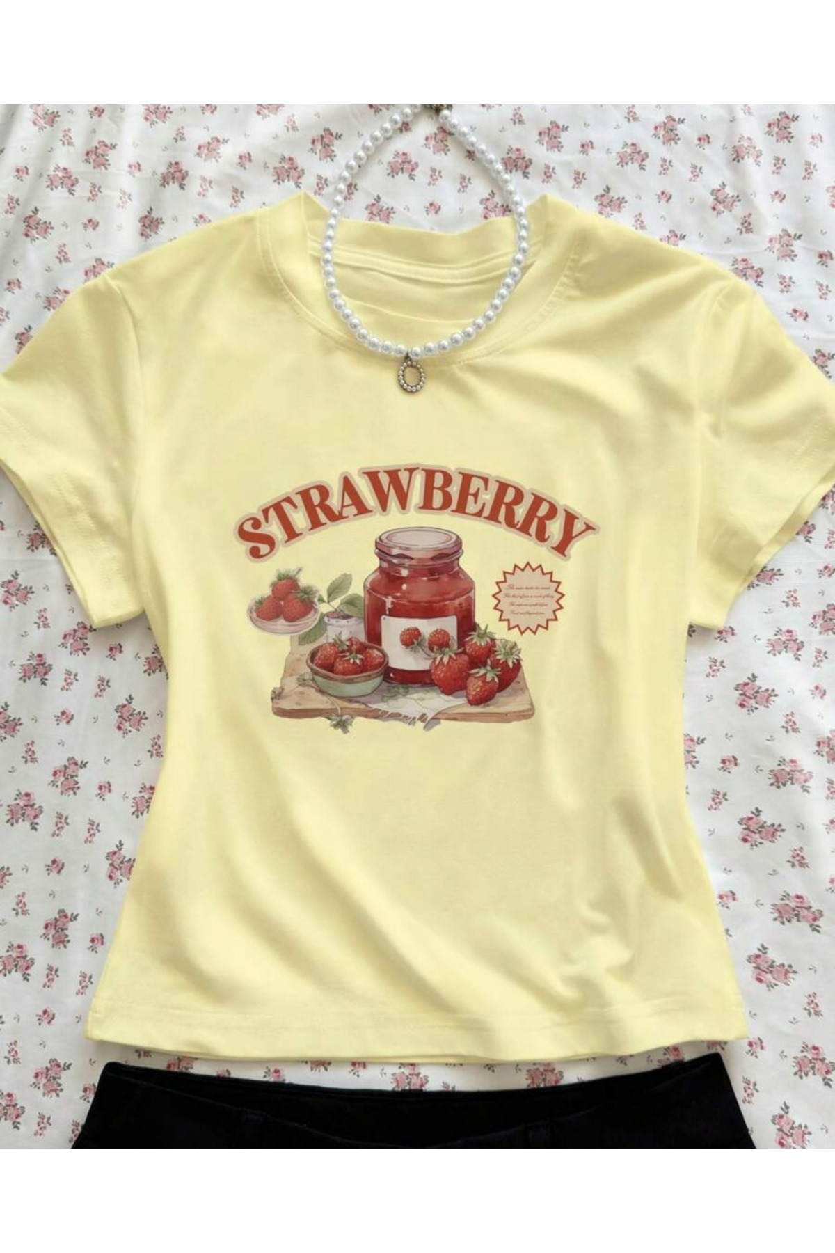 Kemer Boy Baby Tee Strawberry Baskılı Crop Bluz