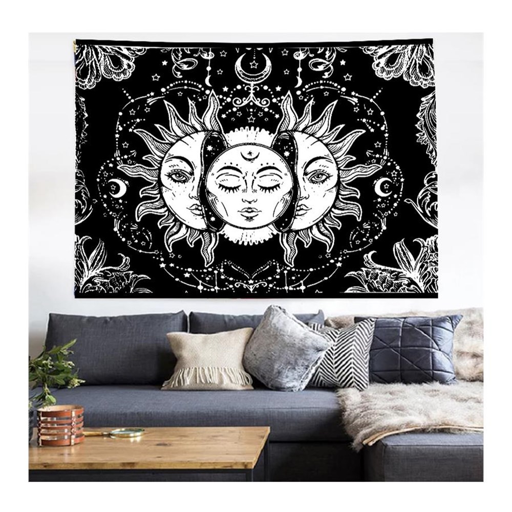 Moon And Sun Duvar Halısı