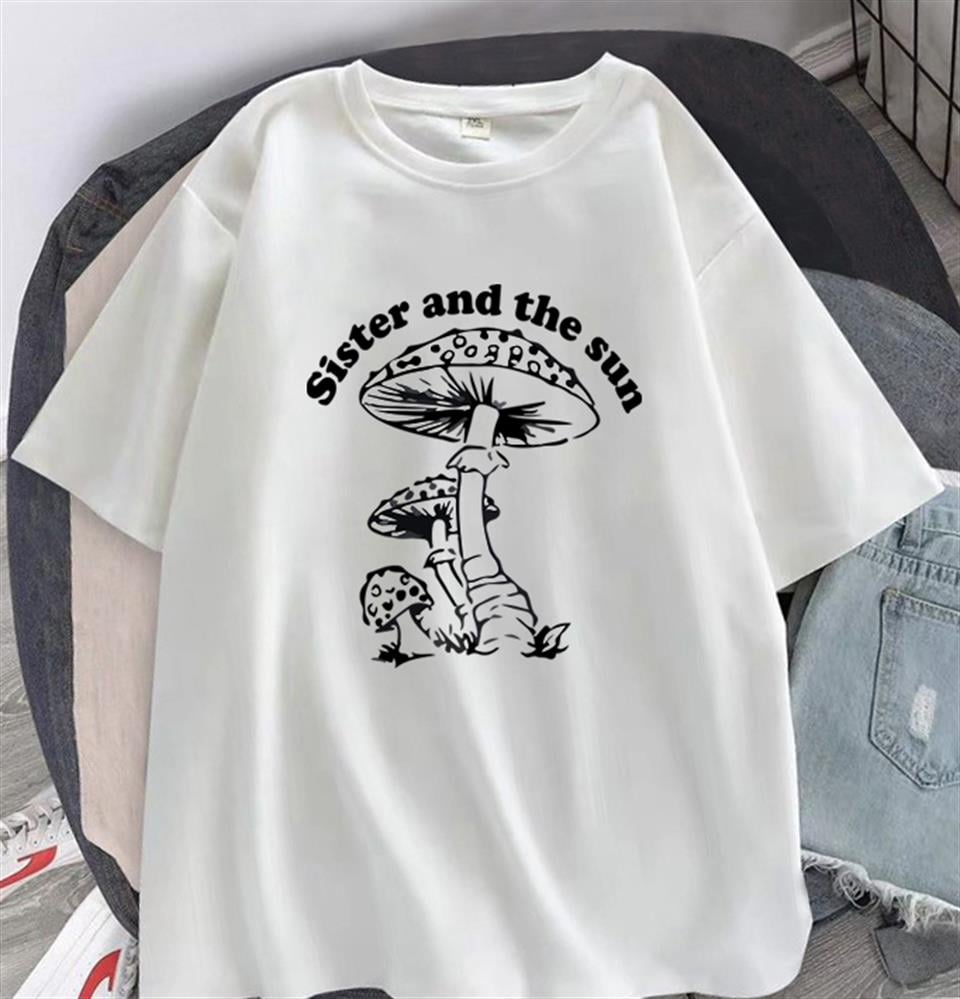 Sister And The Sun Baskılı Beyaz Unisex Oversize T-shirt