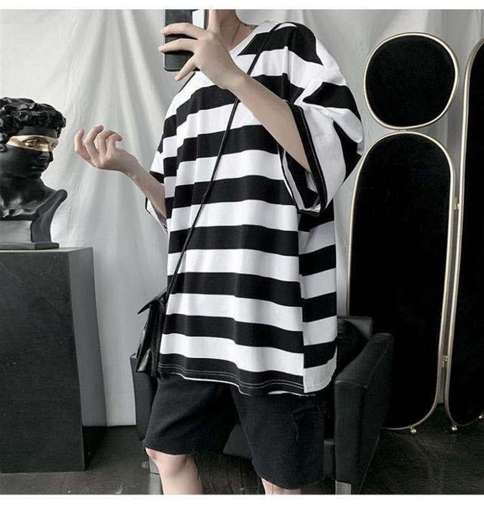 Siyah Beyaz Çizgili Unisex Oversize T-shirt