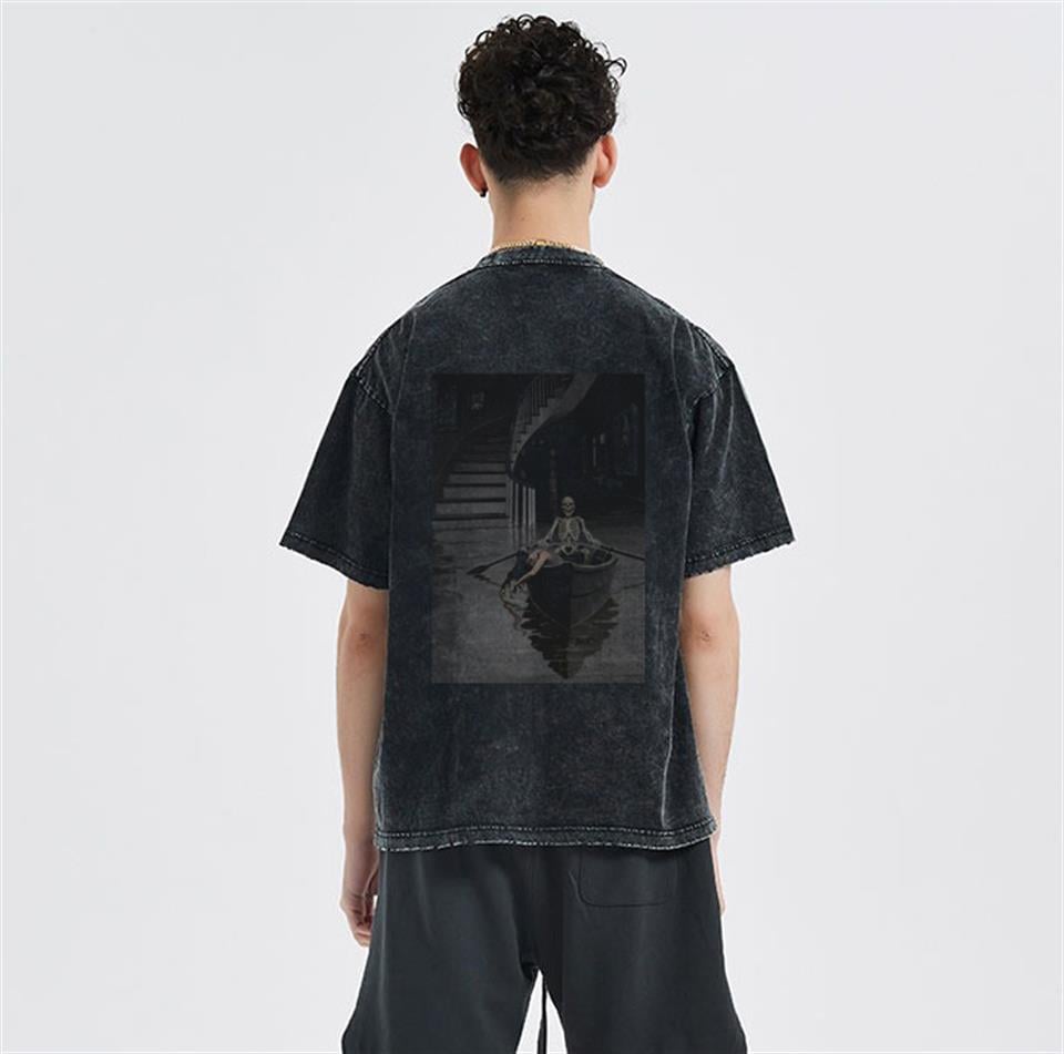 Skeleton In Sandal Sırt Baskılı Unisex Eskitme T-shirt