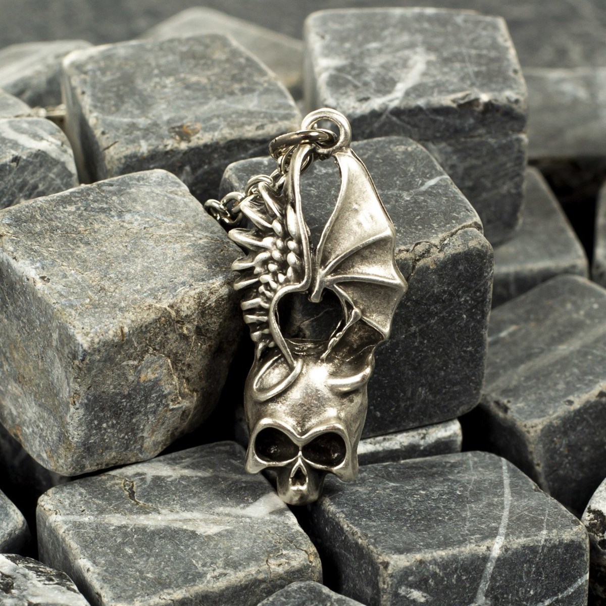 Skull But Necklace Kolye