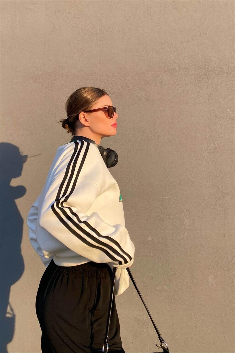 Sokak Tarzı Beyaz Strygole Oversize Unisex Sweatshirt