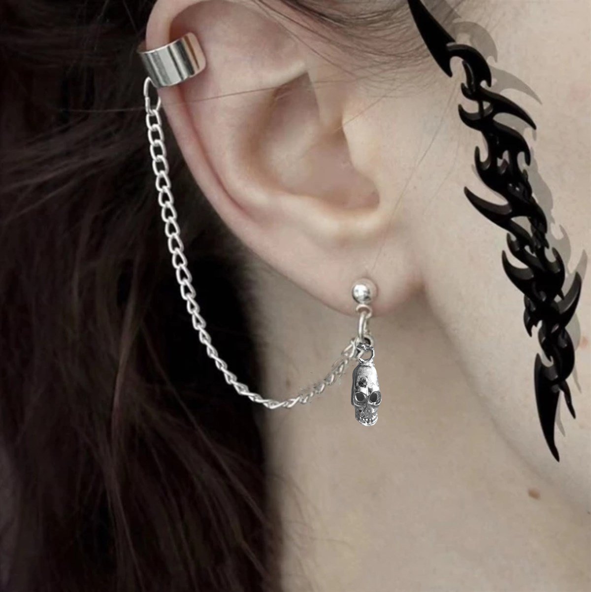 Touz Gothic Skull Zincirli Sallantılı Küpe