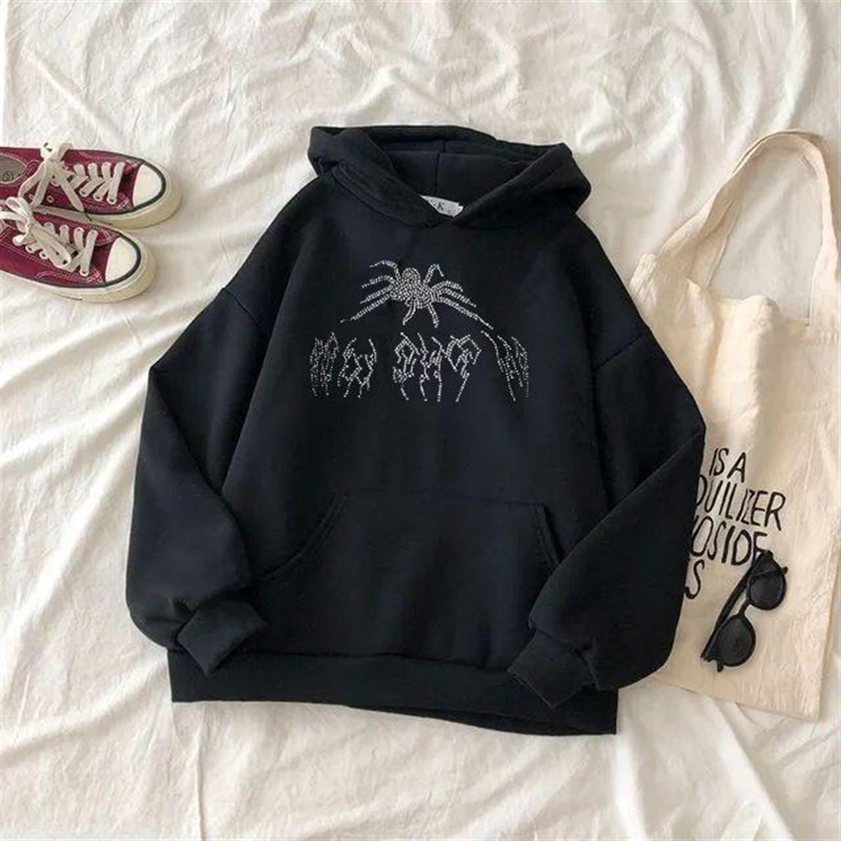 Touz Gothic Taşlı Spider Kapüşonlu Hoodie