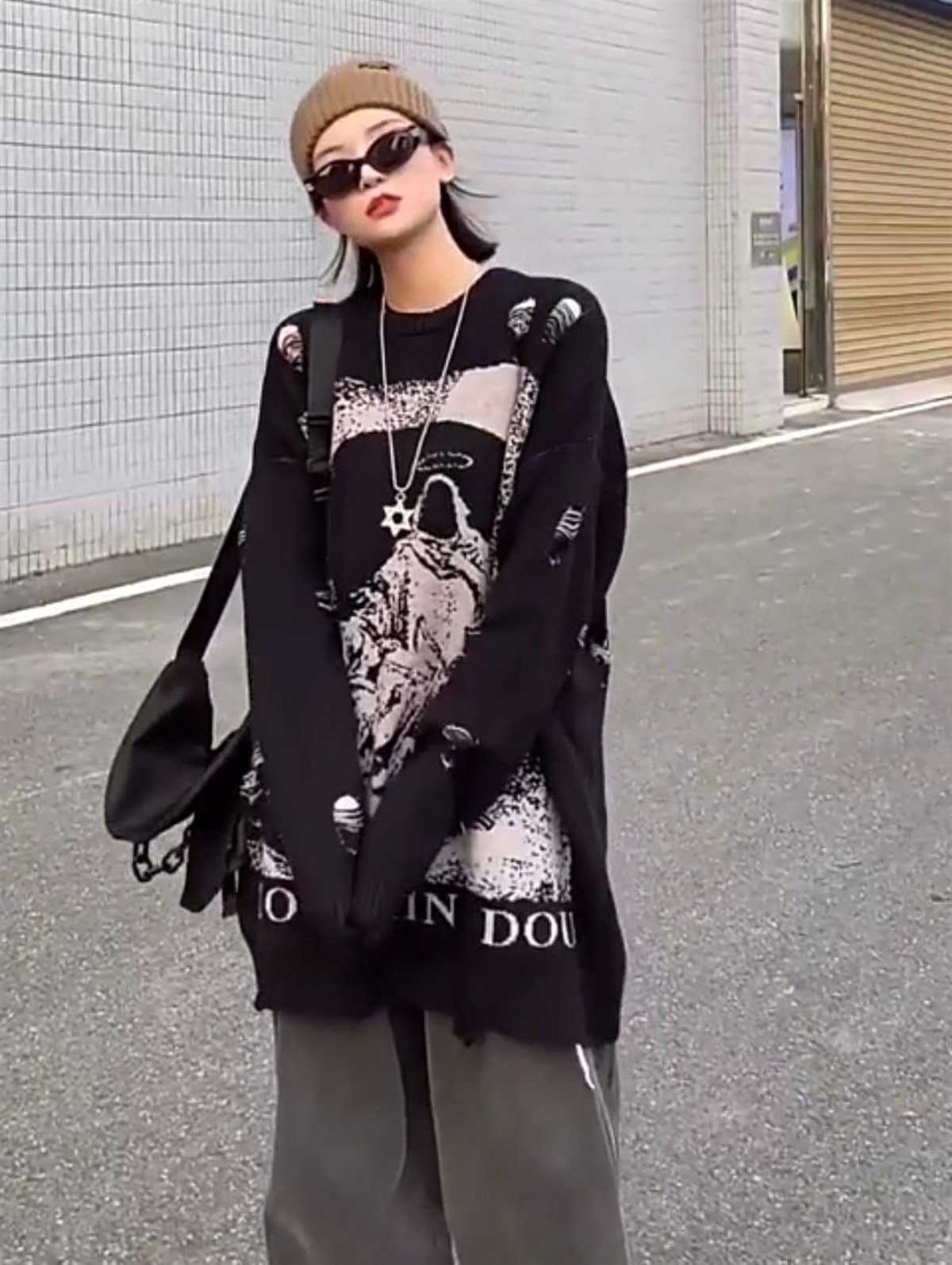 Touz Harajuku Priest Salvation Printed Bordo Siyah Unisex Yırtıklı Triko Kazak