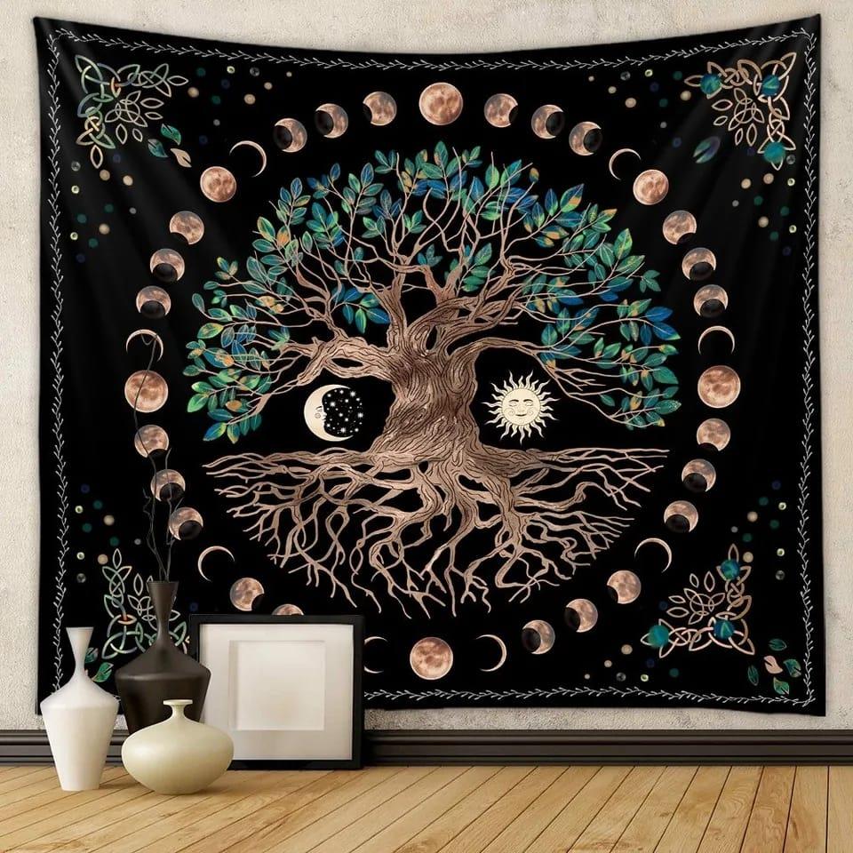 Tree And Moons Duvar Halısı