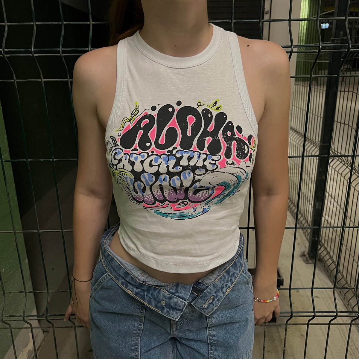 Y2K ALOHA BEYAZ CROPTOP