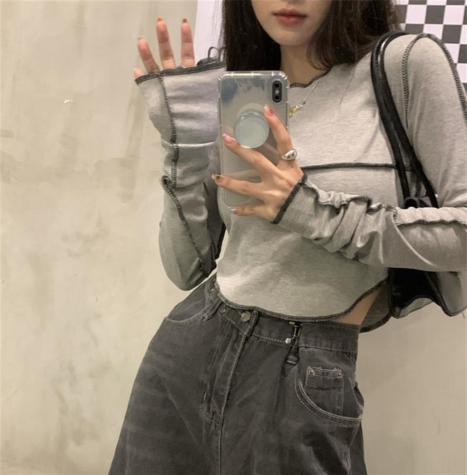 Y2K Streetwear Ters Dikiş Detaylı Uzun Kollu Beyaz Crop