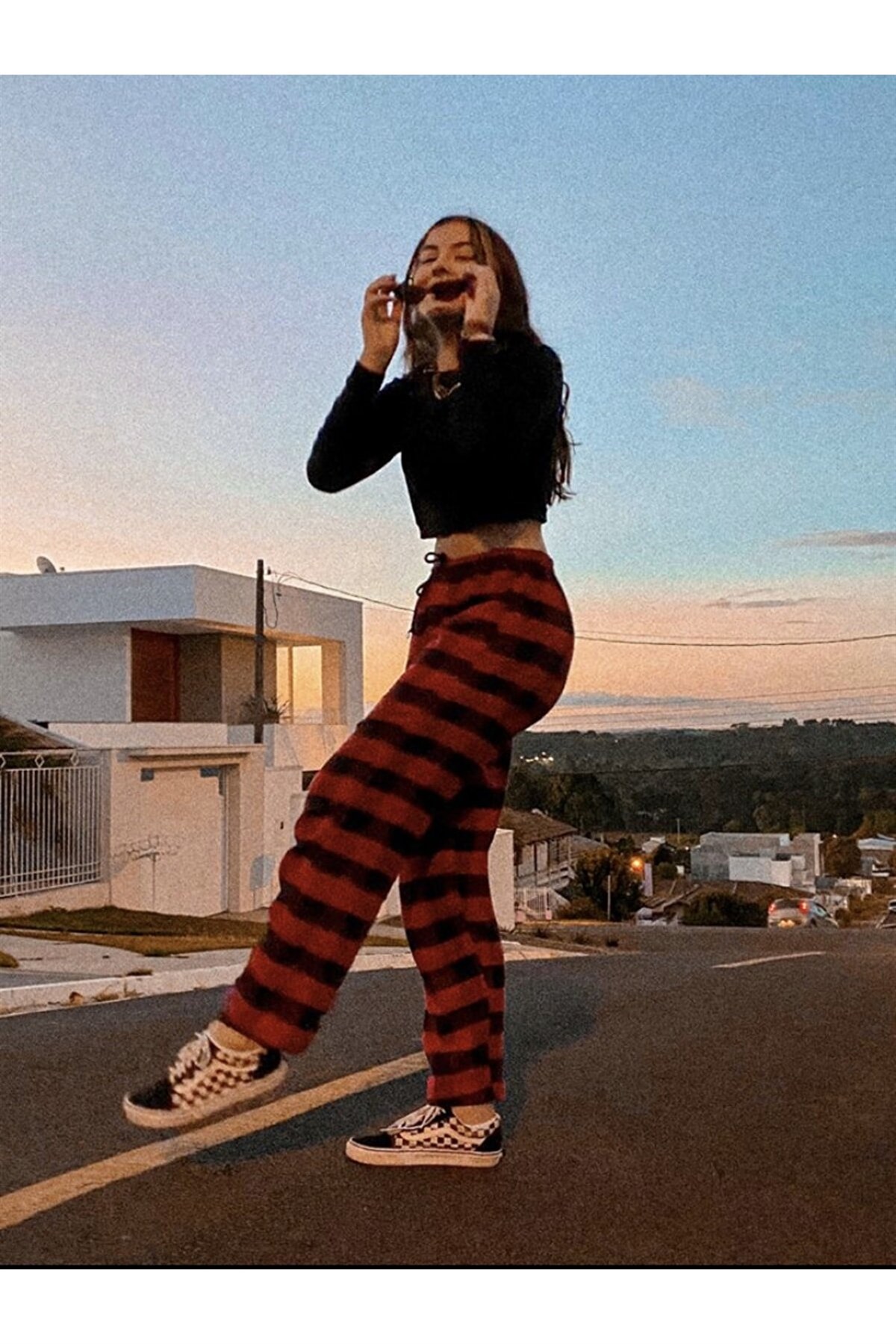 Y2K UNİSEX BELİ LASTİKLİ DETAYLI SİYAH BEYAZ EKOSE PANTOLON