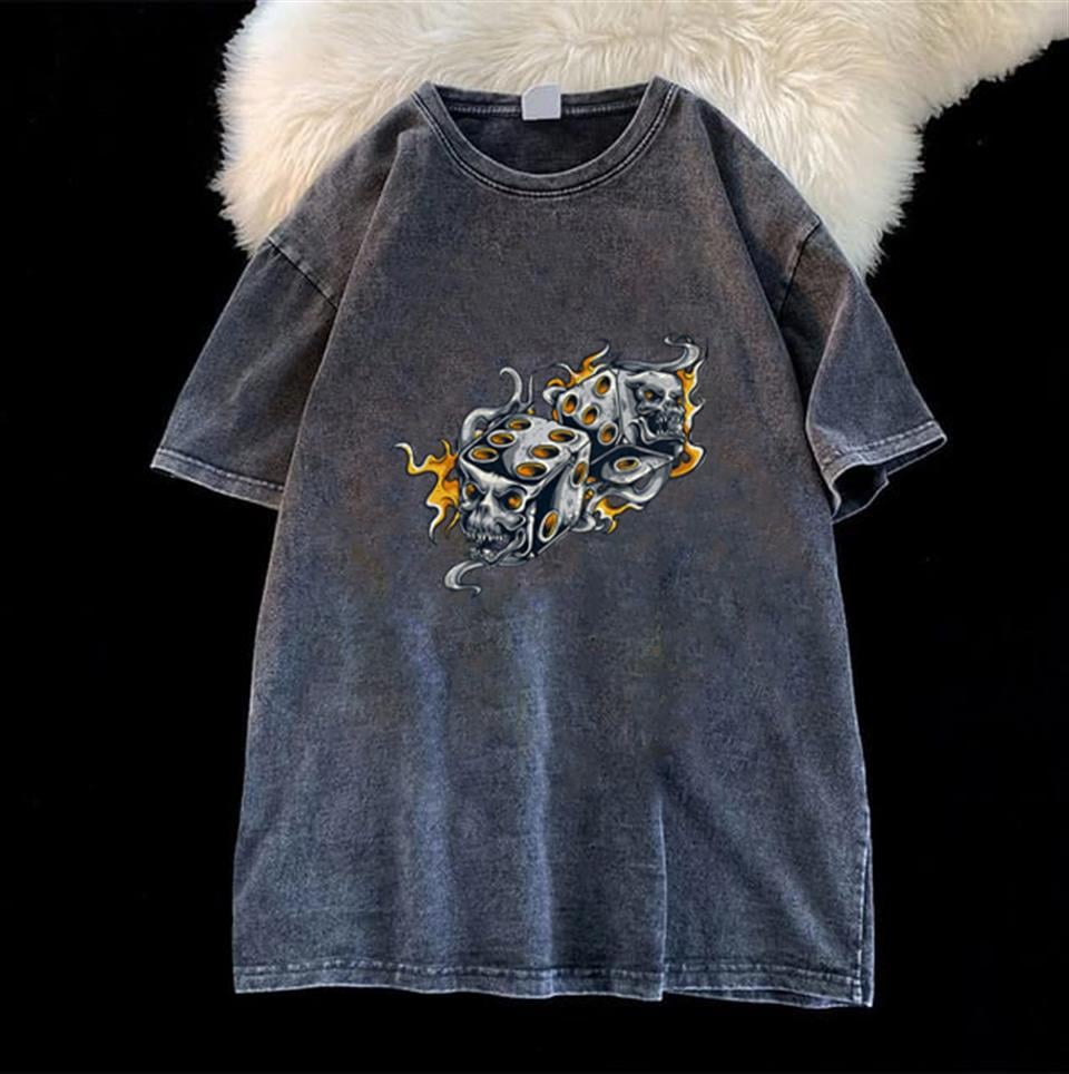 Yıkmalı Flaming Dice Skull Unisex Eskitme T-shirt