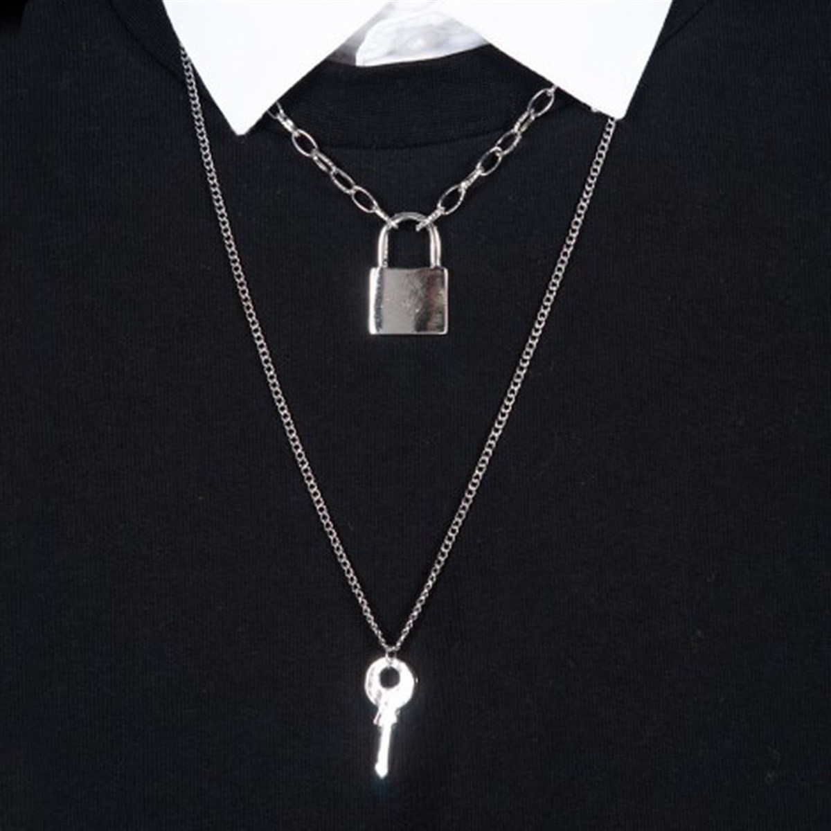 Zincirli Asma Kilit Ve Anahtar Kolye