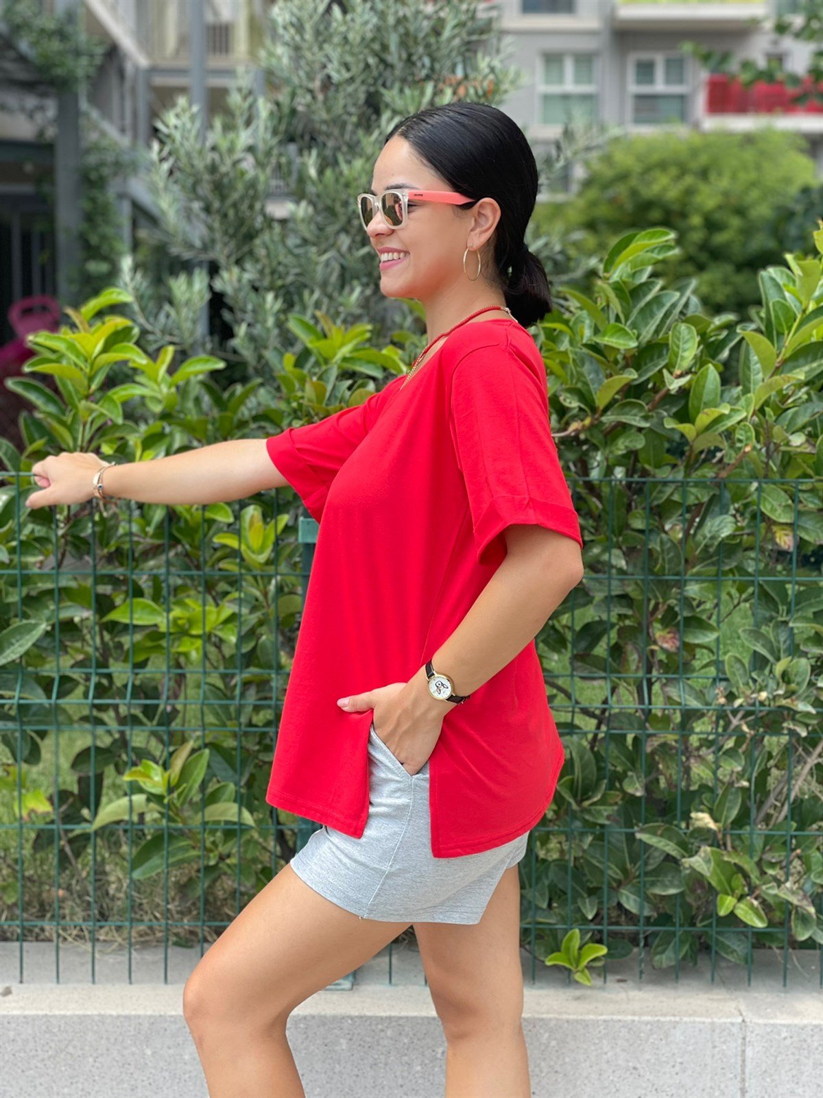 Basic V yaka T-shirt