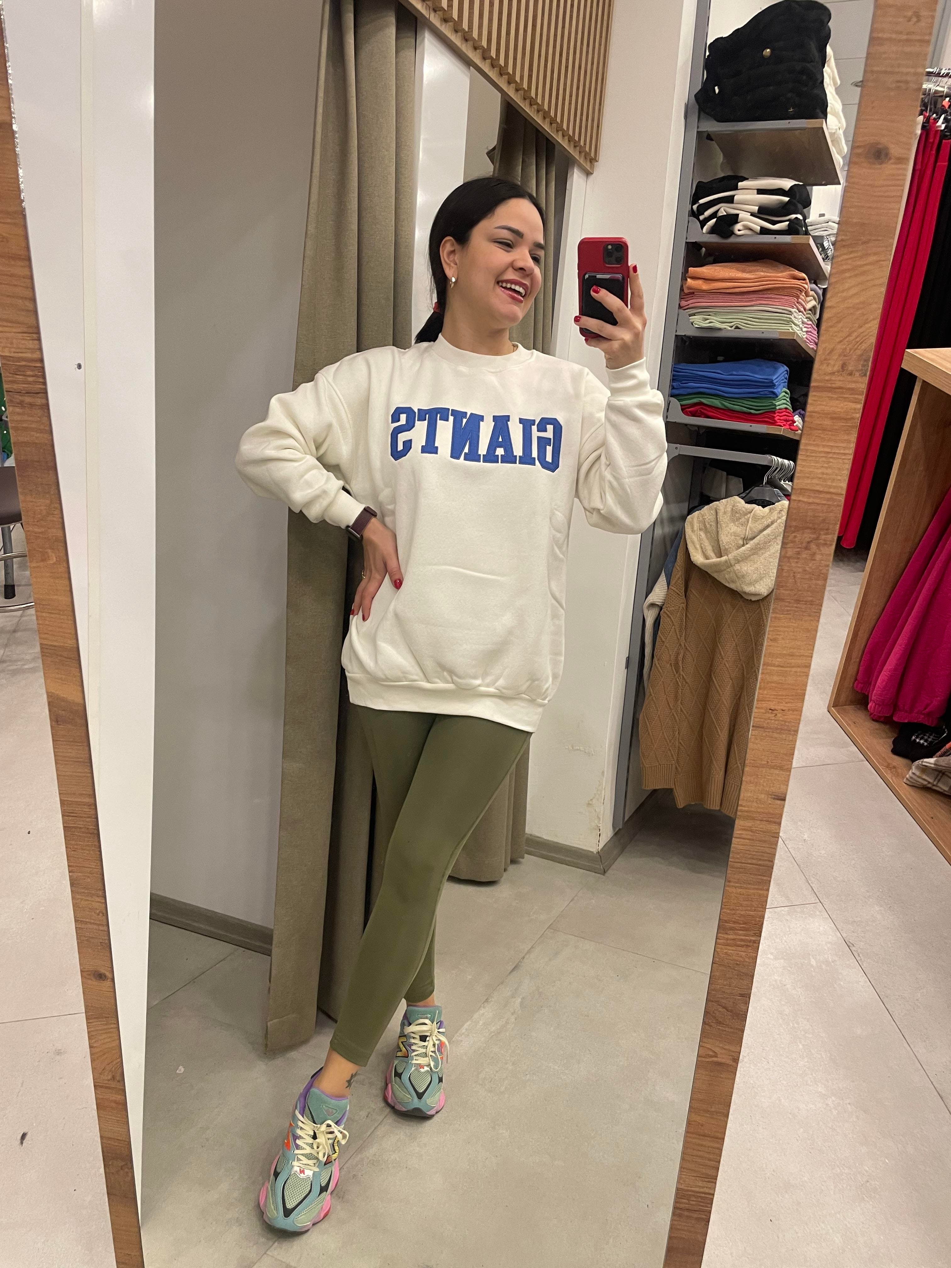 Beyaz Yazılı Sweatshirt