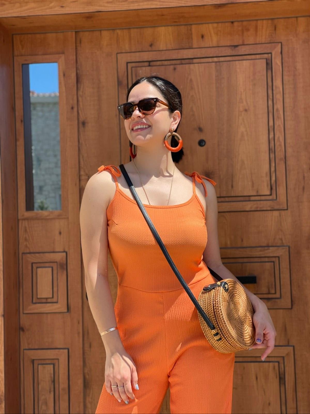 Turuncu Askılı Tulum