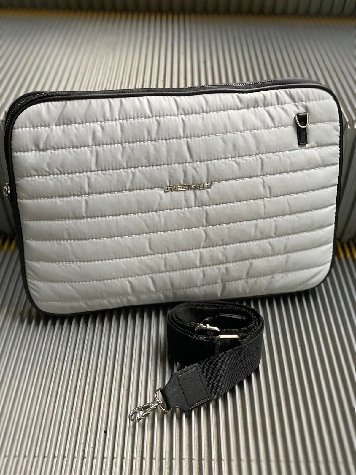 Husk Laptop Kılıfı (Laptop Çantası)