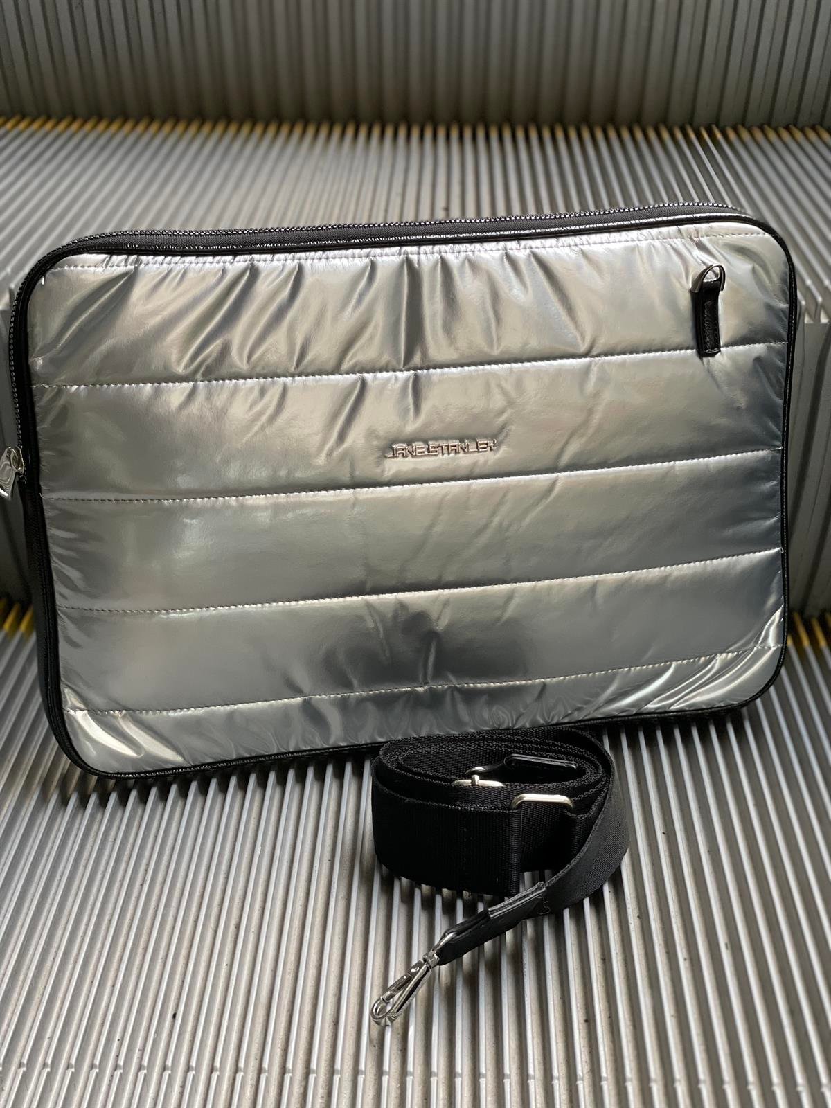 Husk Laptop Kılıfı (Laptop Çantası)