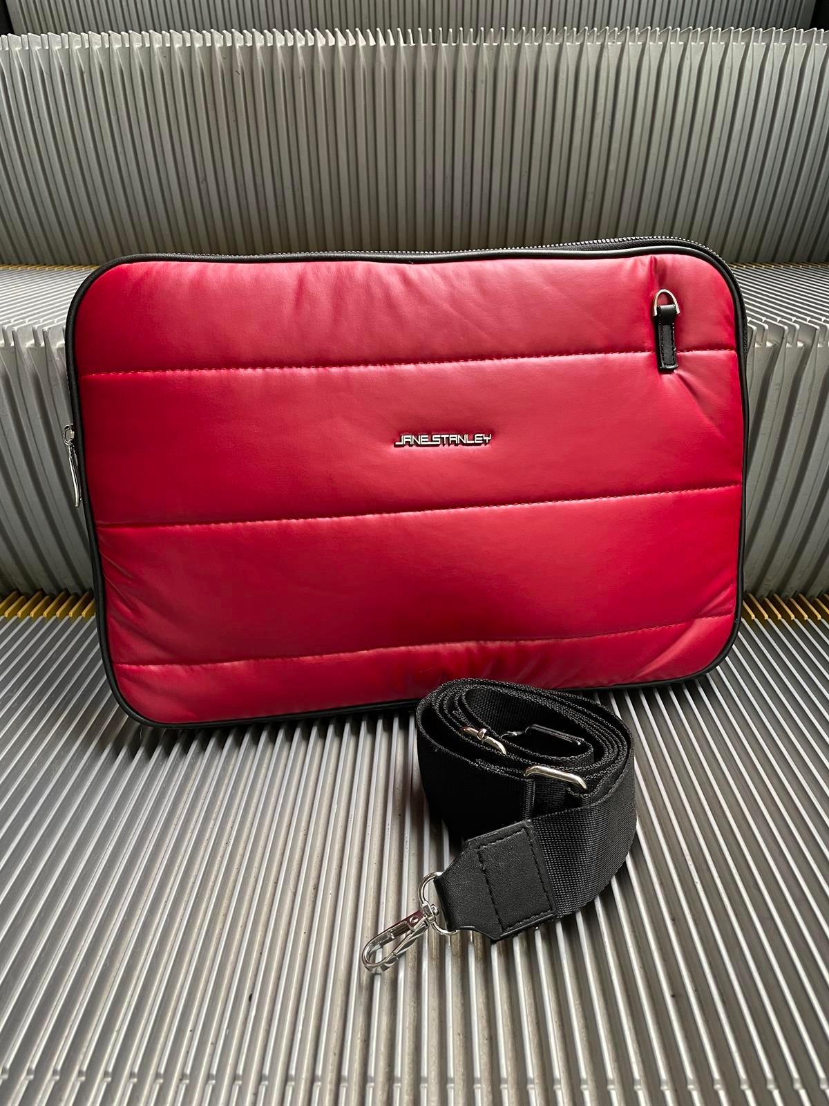 Husk Laptop Kılıfı (Laptop Çantası)