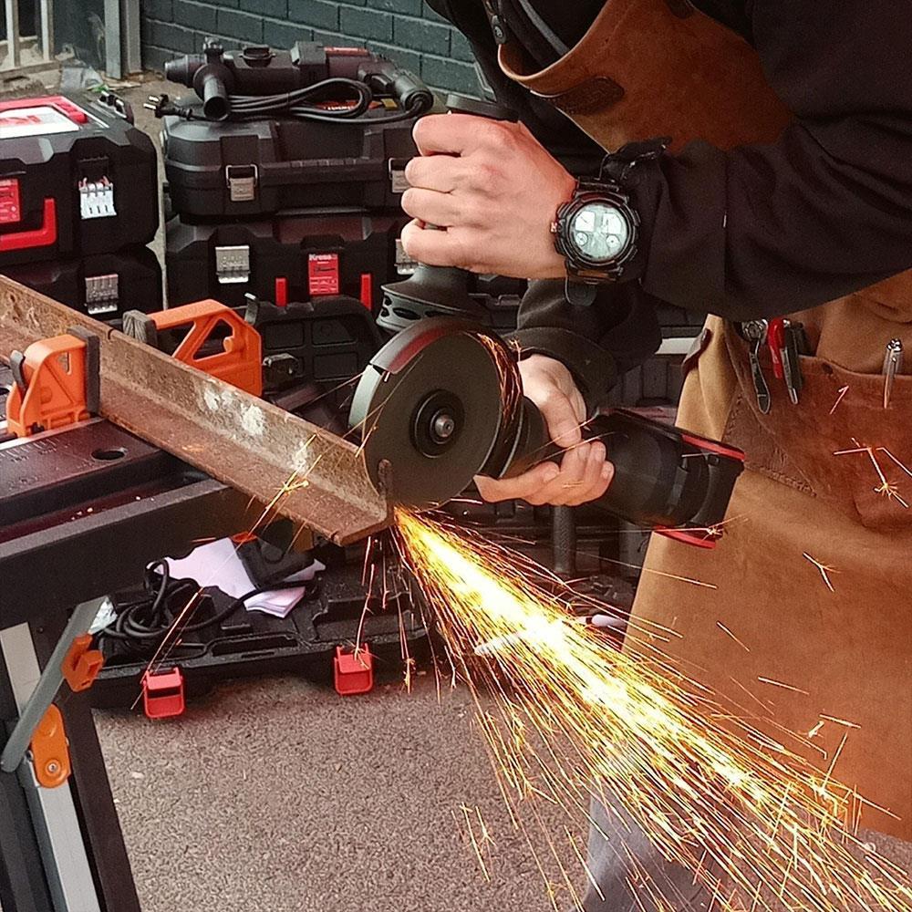 Kress KUH10.2 20Volt 4.0Ah. Li-ion Çift Akülü 125mm Kömürsüz Profesyonel Şarjlı Devir Ayarlı Avuç Taşlama 