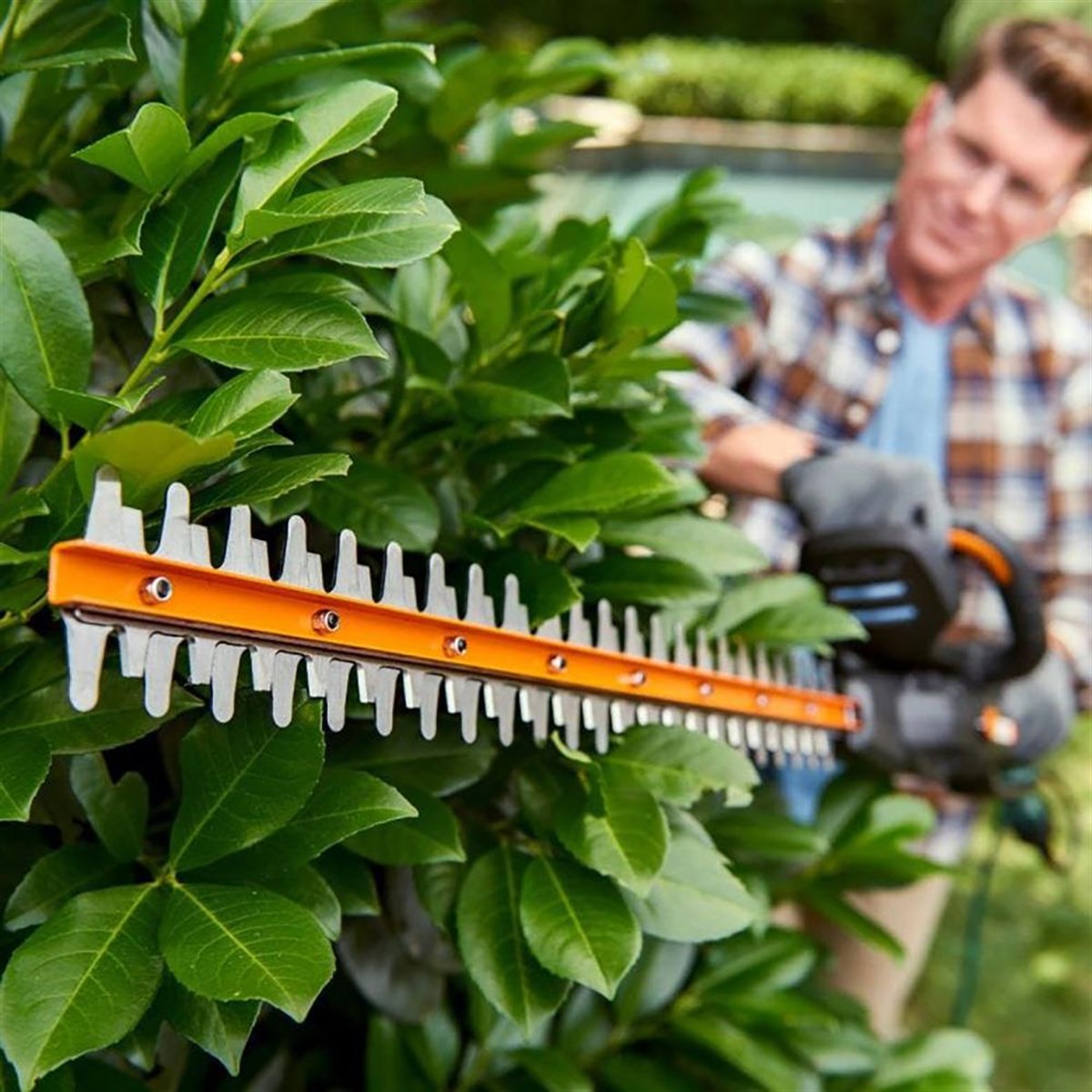 WORX WG261E 20Volt 2.0Ah. 45CM Profesyonel Çit Budama 