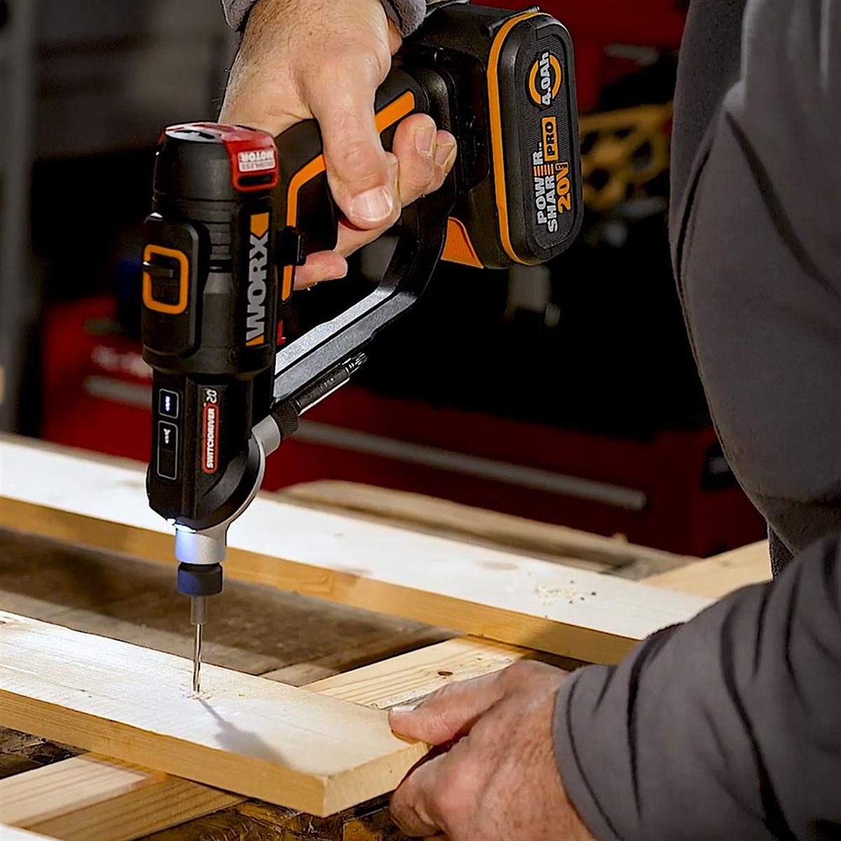 WORX WX177 20Volt/2.0Ah Li-ion Döner Kafa ve Çift Mandrenli Profesyonel Kömürsüz Şarjlı Matkap + 6 Parça Uç 