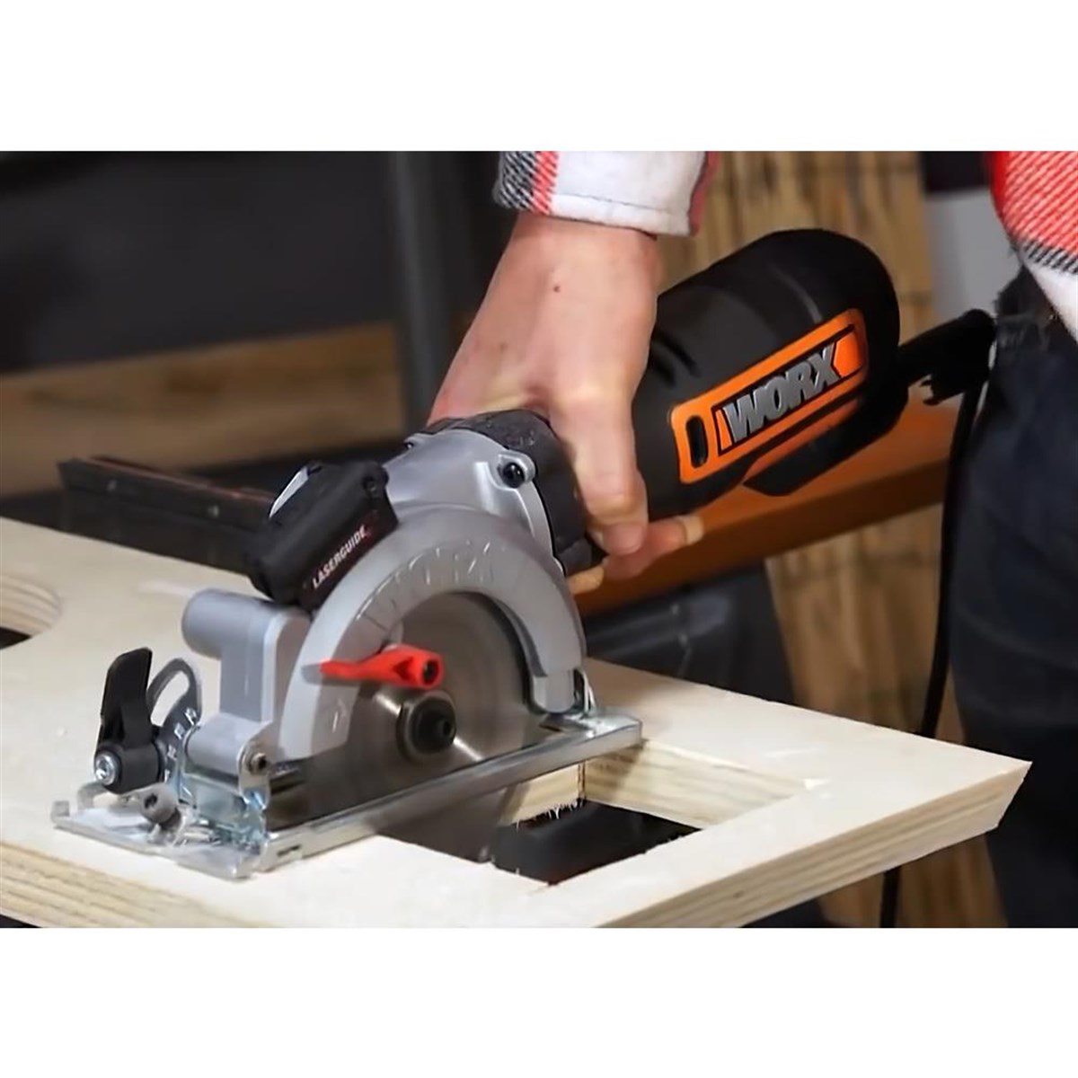WORX WX437 800Watt Profesyonel Çok Amaçlı Lazerli Daire Testere