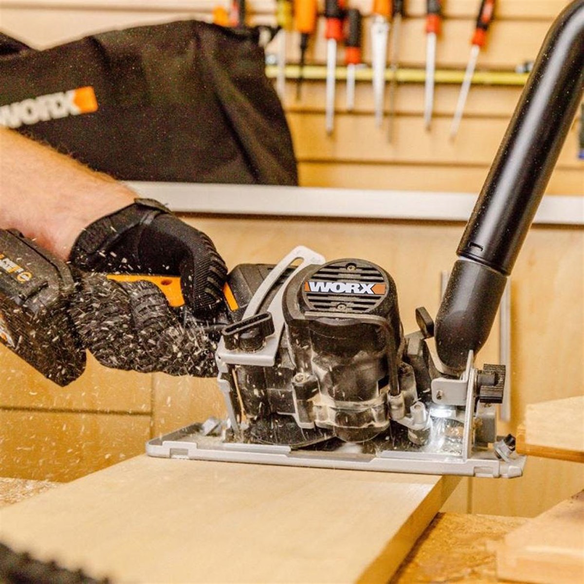WORX WX531 20Volt 2.0Ah. Li-ion Kömürsüz Profesyonel Çok Amaçlı Daire Testere