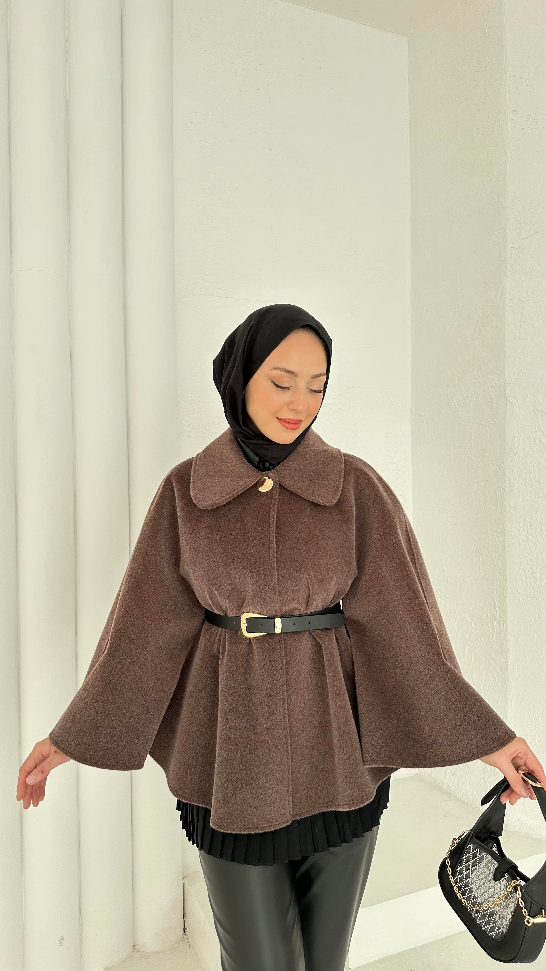 Kemerli Düğmeli Panço