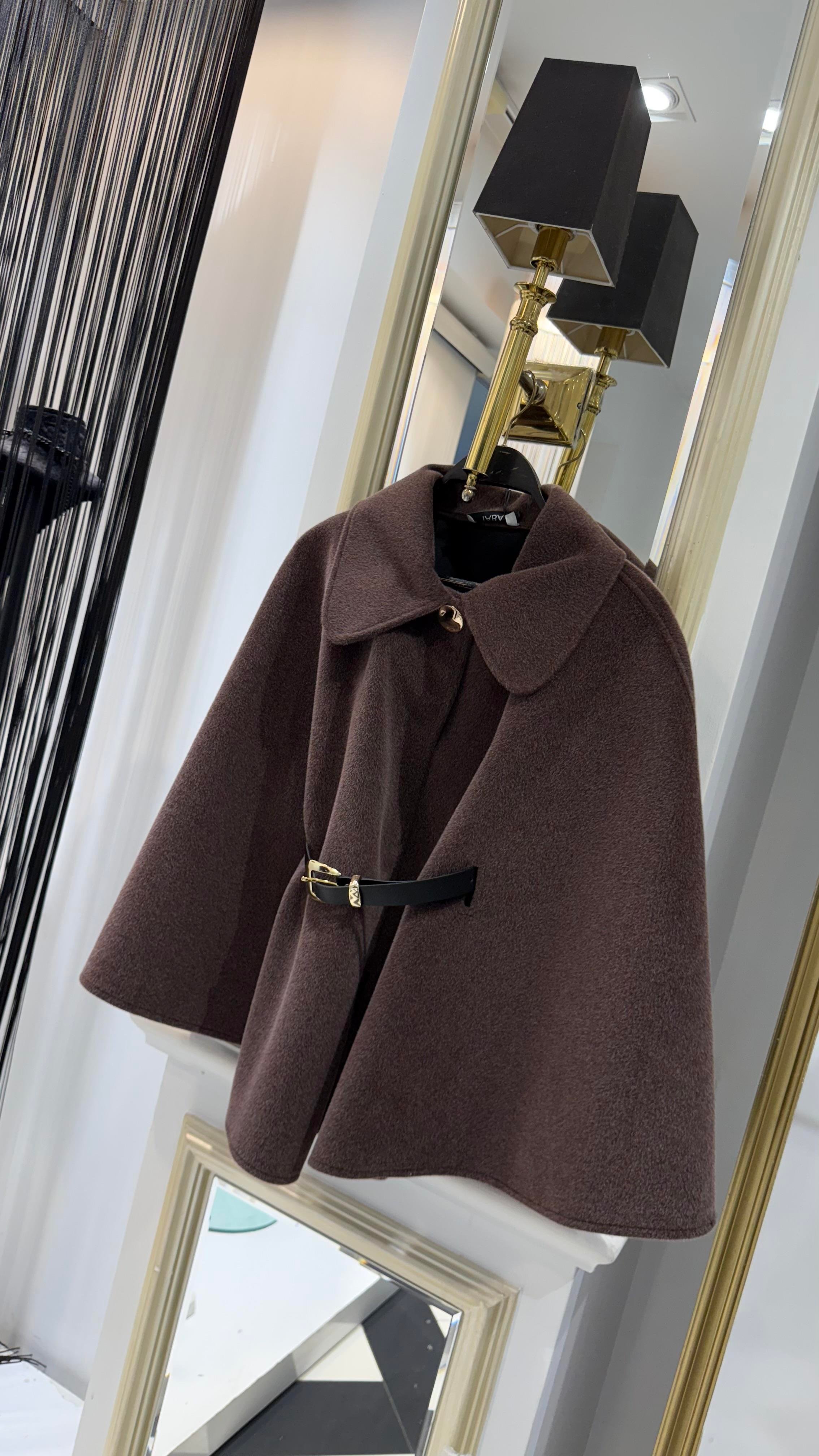 Kemerli Düğmeli Panço