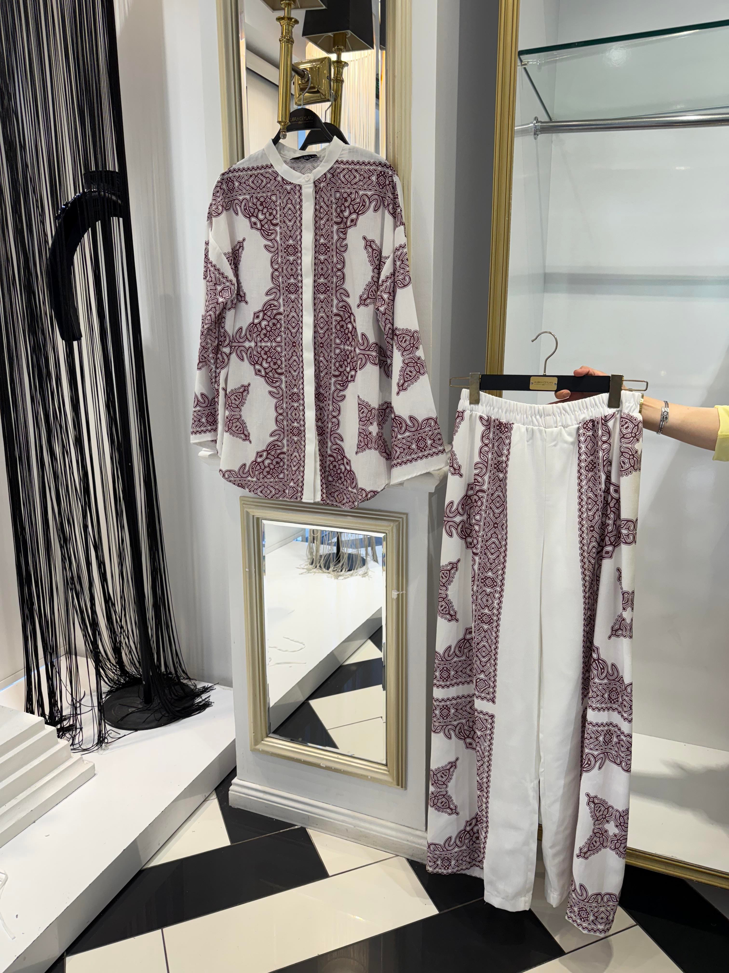 Keten Desenli Takım