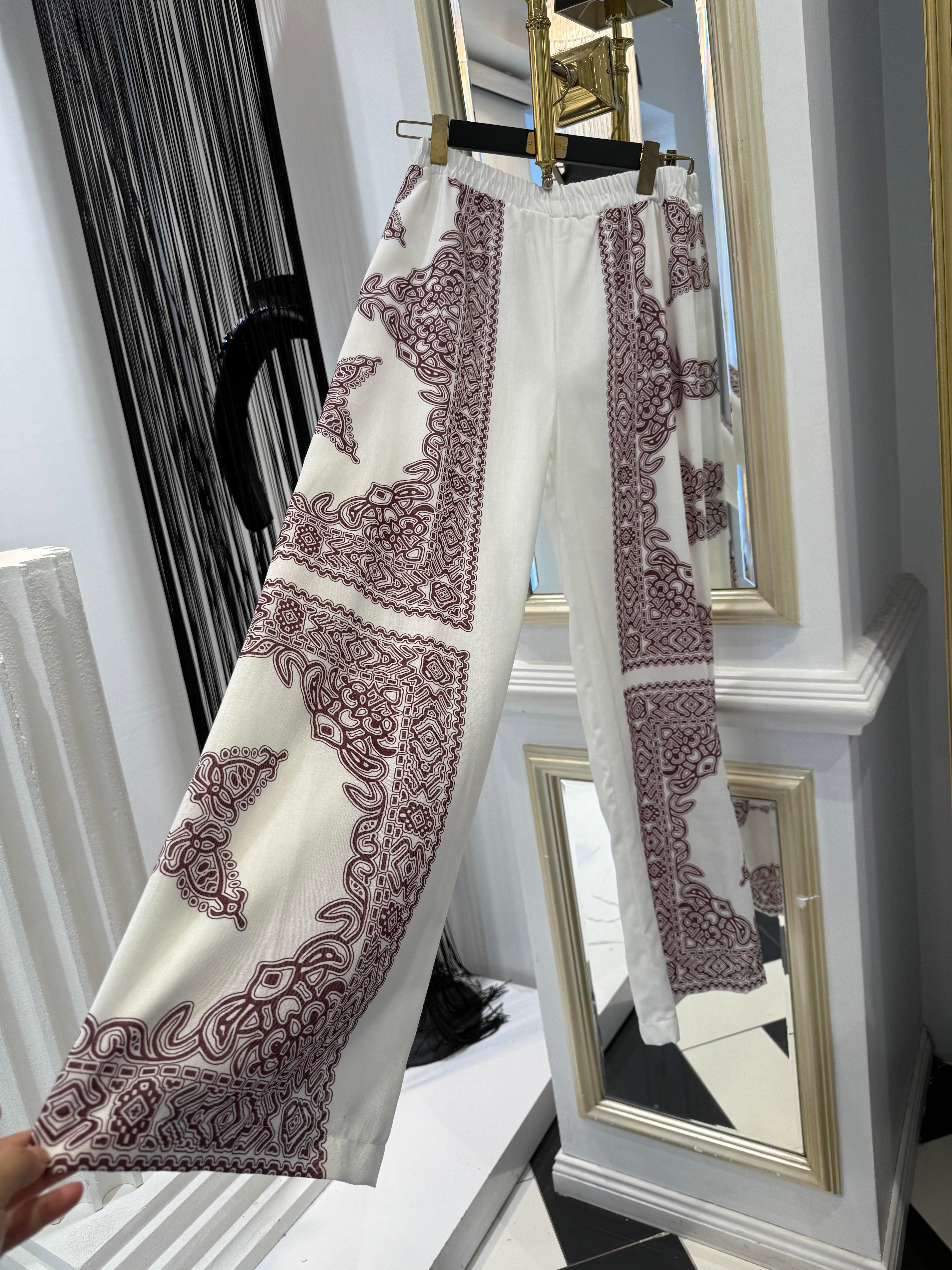 Keten Desenli Takım