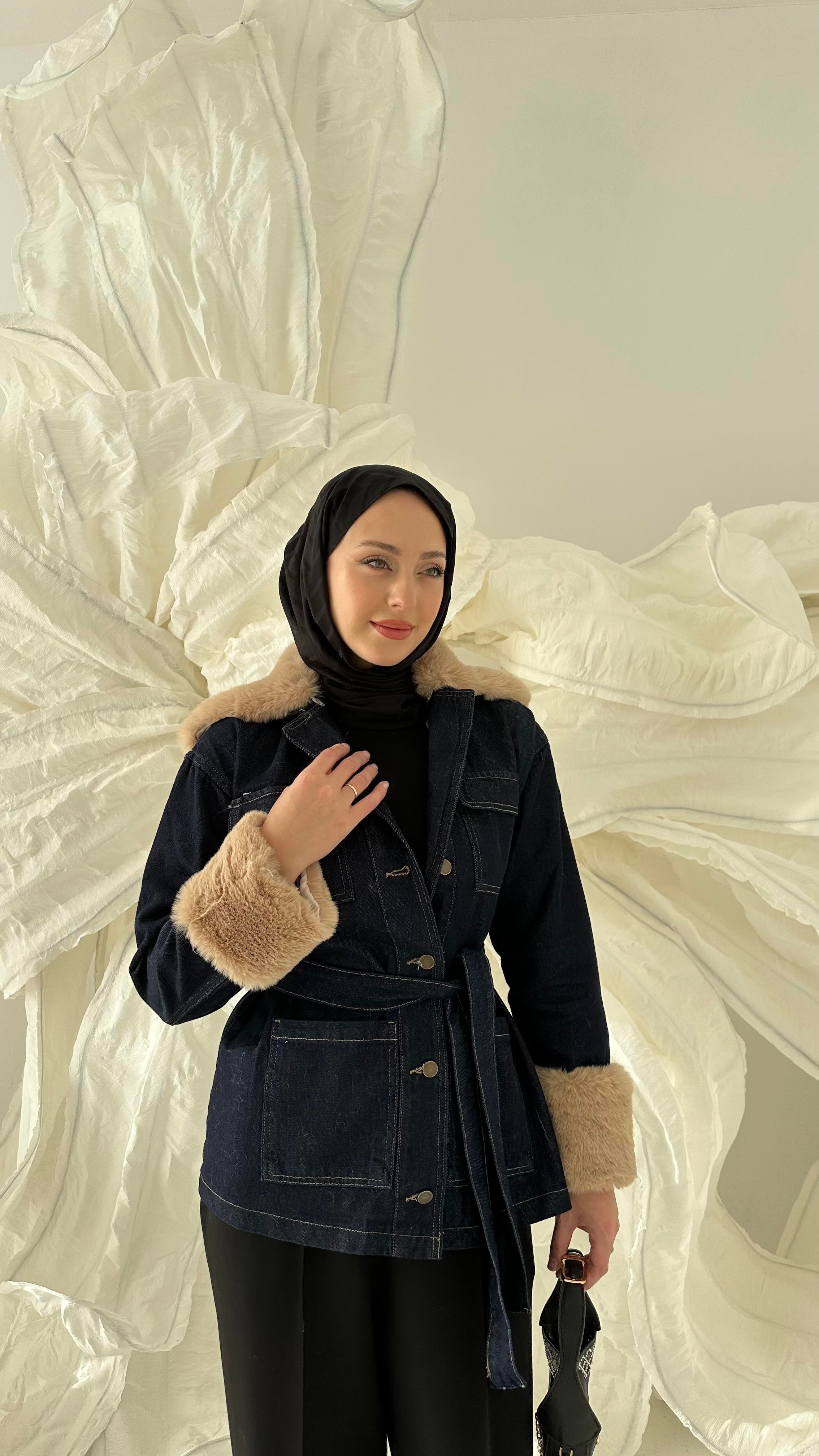 Kol ve Yaka Seyyar Kürk Ceket